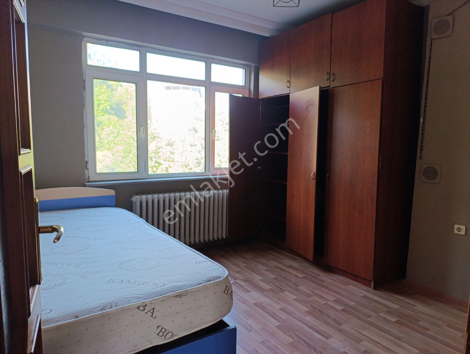 İzmit Lisesi Ve Dereli Okullar Yanı 3+1 Deniz Manzaralı Kiralık - Görsel 9