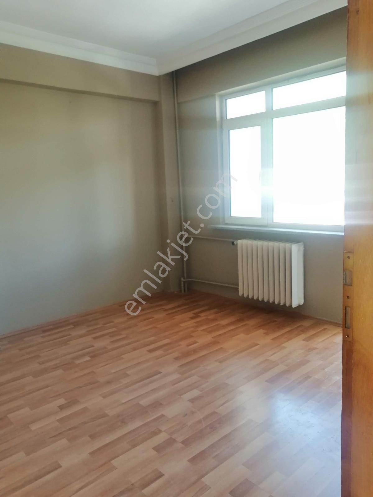 İzmit Lisesi Ve Dereli Okullar Yanı 3+1 Deniz Manzaralı Kiralık - Görsel 5