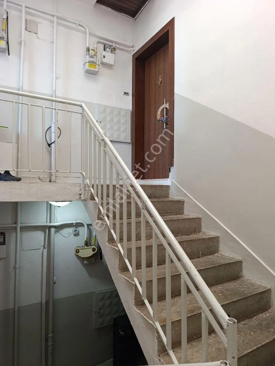 İzmit Lisesi Ve Dereli Okullar Yanı 3+1 Deniz Manzaralı Kiralık - Görsel 3