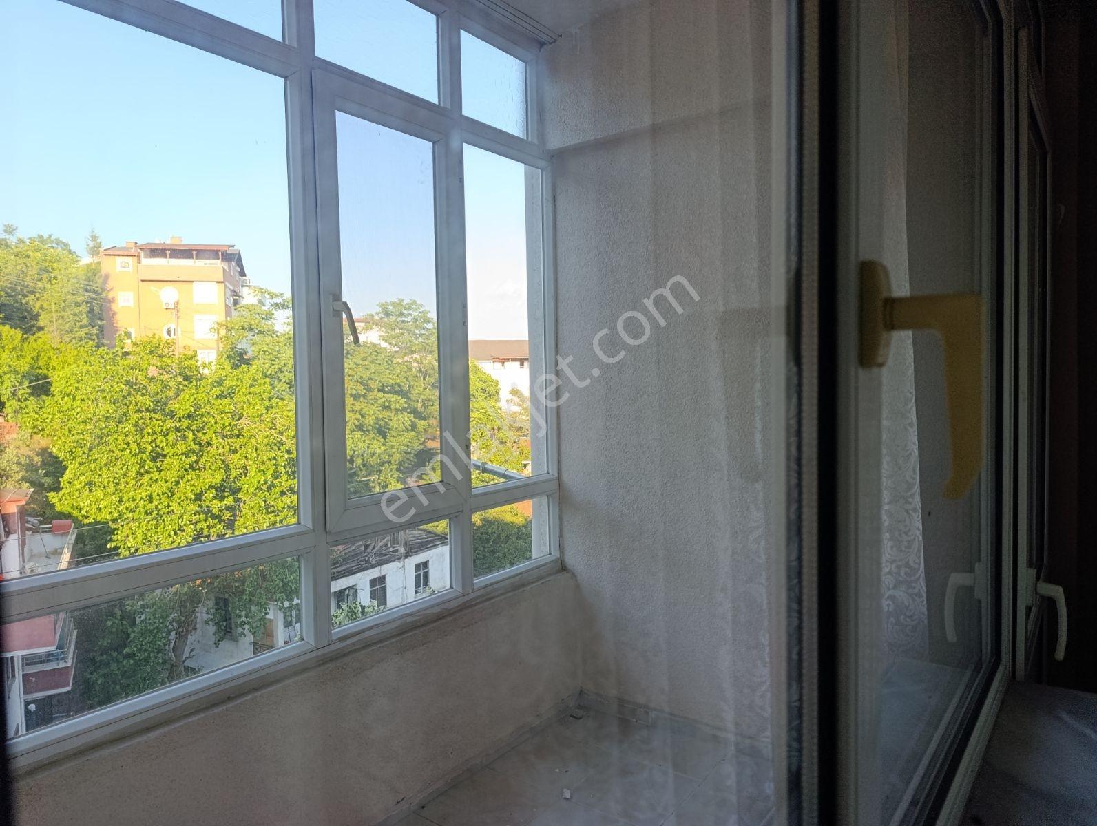 İzmit Lisesi Ve Dereli Okullar Yanı 3+1 Deniz Manzaralı Kiralık - Görsel 15