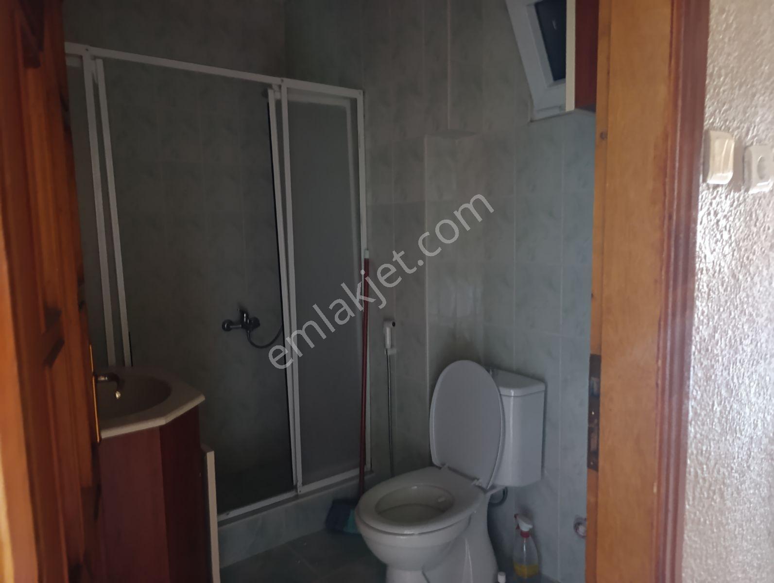 İzmit Lisesi Ve Dereli Okullar Yanı 3+1 Deniz Manzaralı Kiralık - Görsel 16