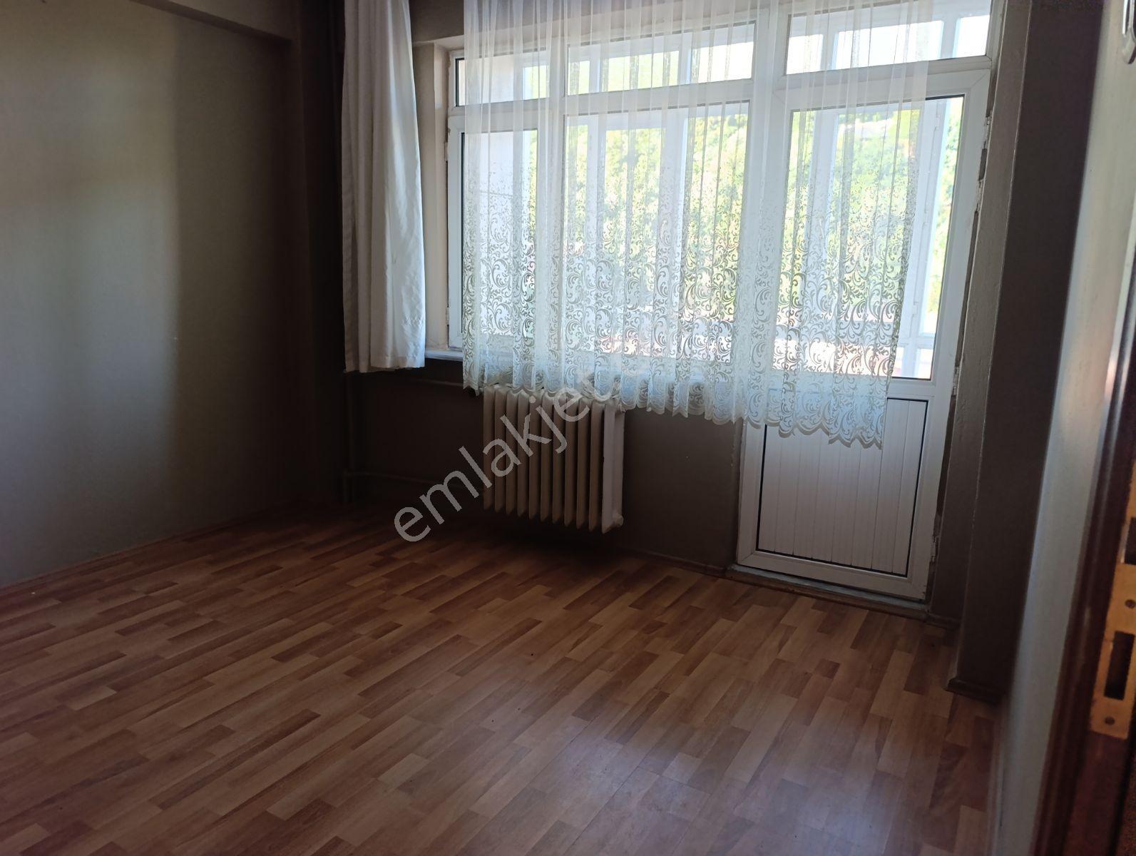İzmit Lisesi Ve Dereli Okullar Yanı 3+1 Deniz Manzaralı Kiralık - Görsel 8
