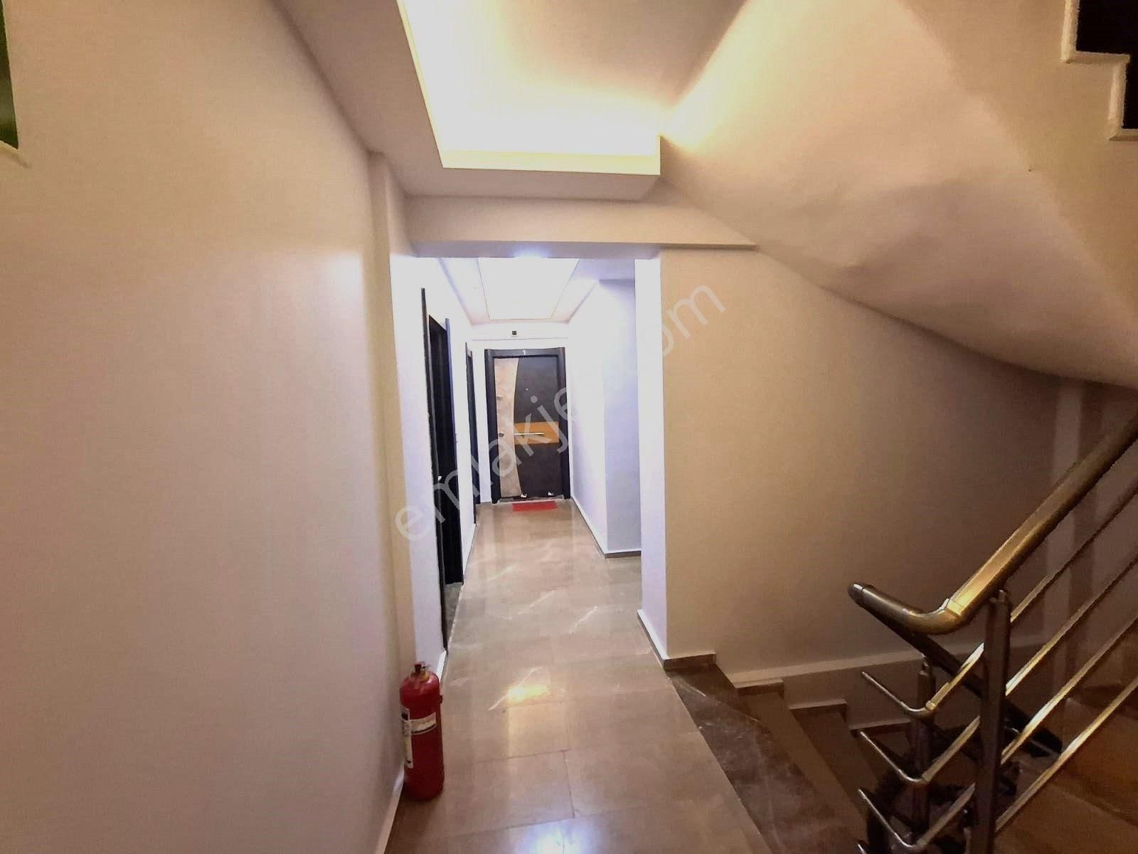 Kuşadası Türkmen'de Sahile 100 Mt. 78 M2 1+1 Satılık Daire - Görsel 18