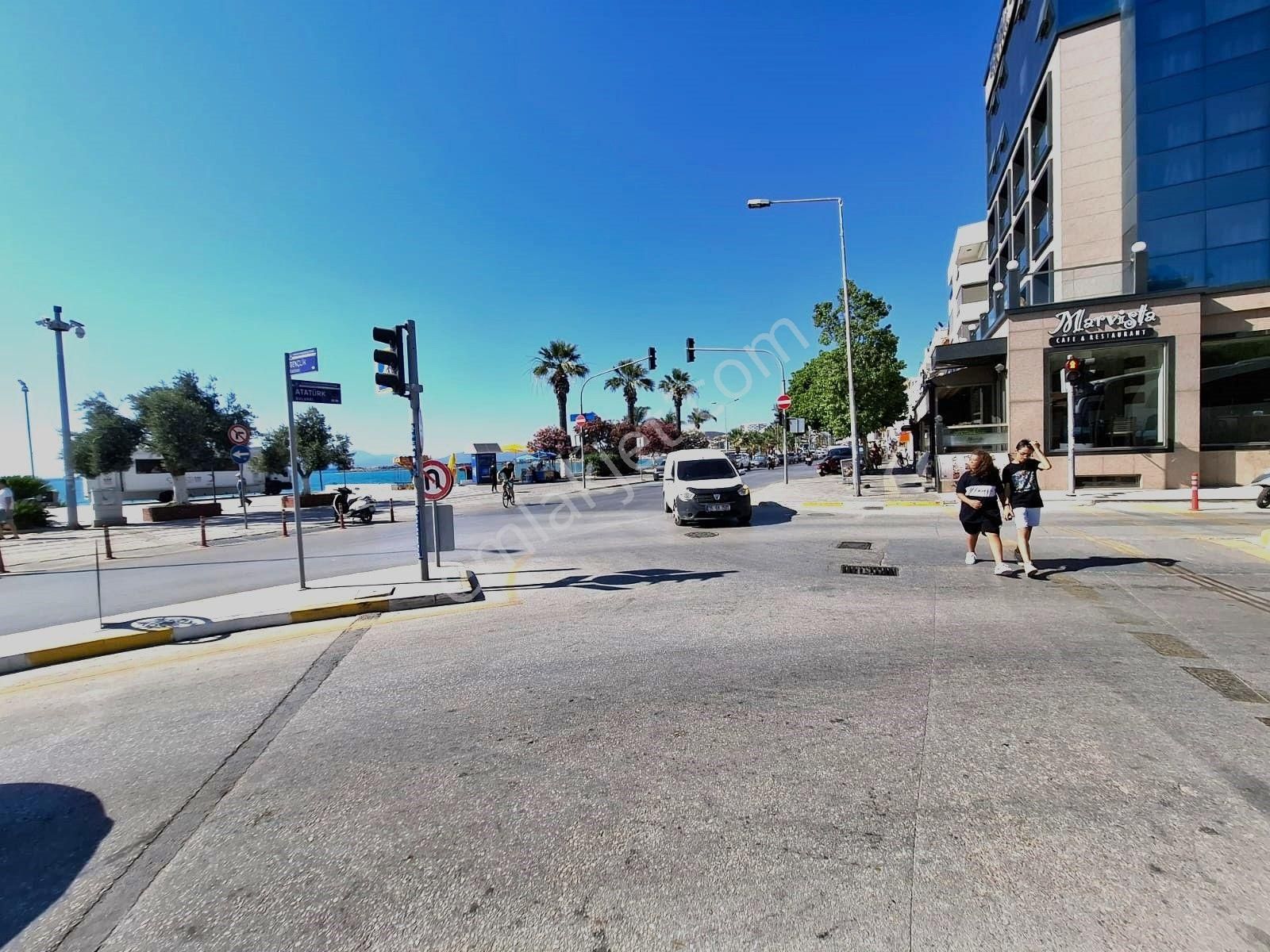 Kuşadası Türkmen'de Sahile 100 Mt. 78 M2 1+1 Satılık Daire - Görsel 14