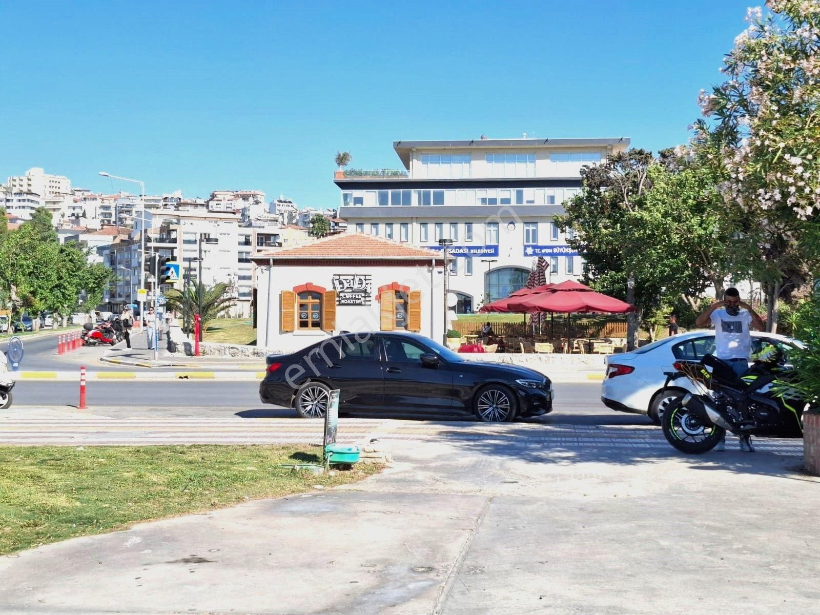 Kuşadası Türkmen'de Sahile 100 Mt. 78 M2 1+1 Satılık Daire - Görsel 10