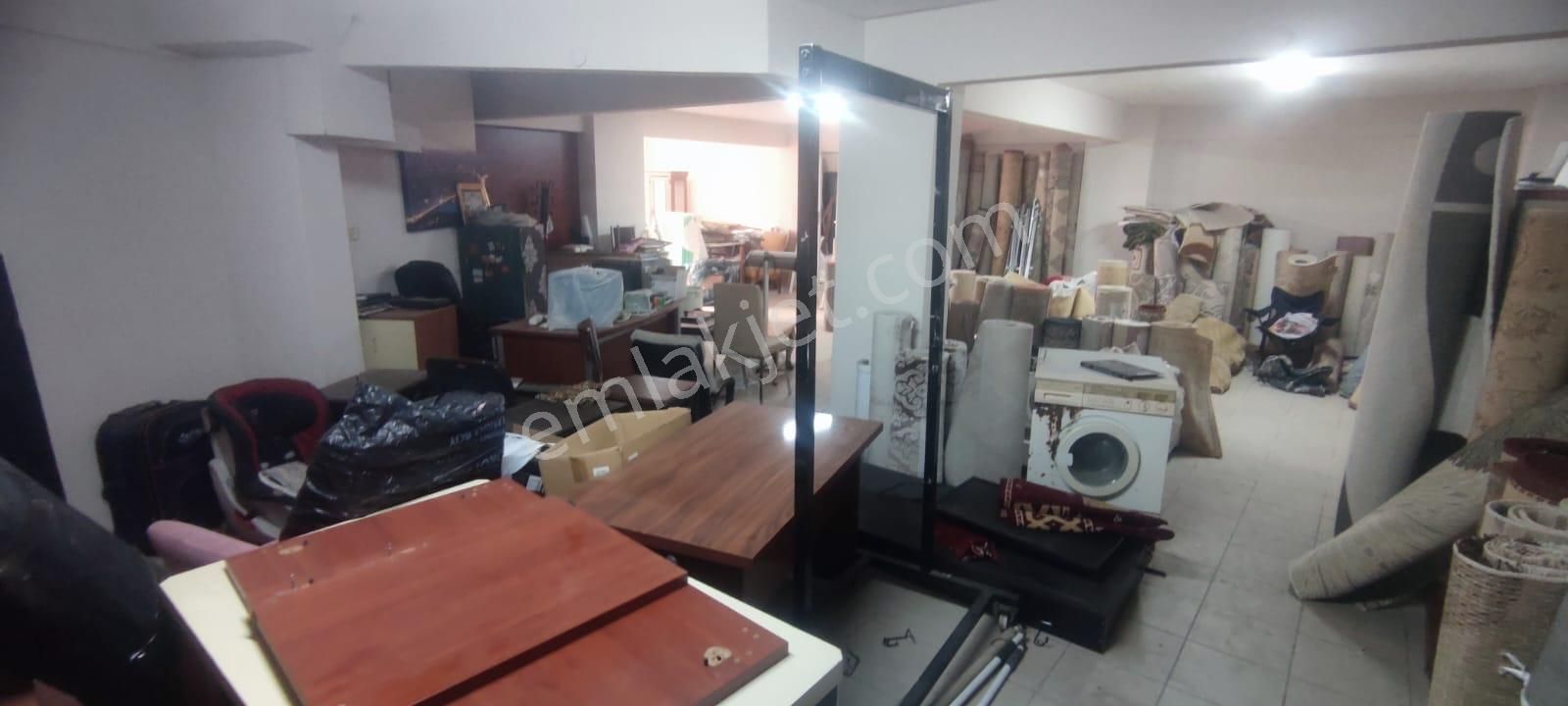 Mertcan Dan Soğanlık Metroya Yürüme 100m2 Fırsat Kiralık Dükkan - Görsel 3