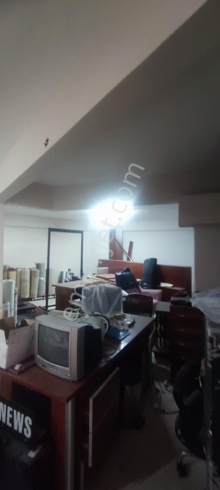 Mertcan Dan Soğanlık Metroya Yürüme 100m2 Fırsat Kiralık Dükkan - Görsel 4