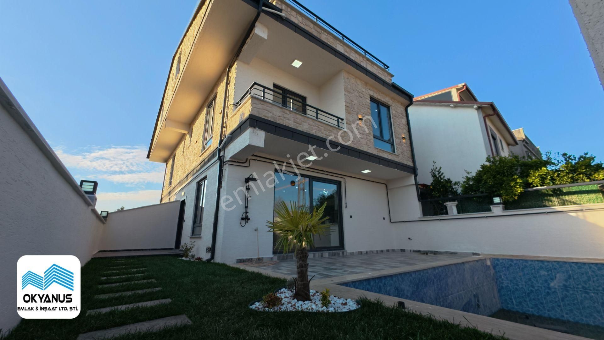 Sakarya Kocaalide Müstakil Havuz Ve Bahçe Kullanımlı Villa!!!