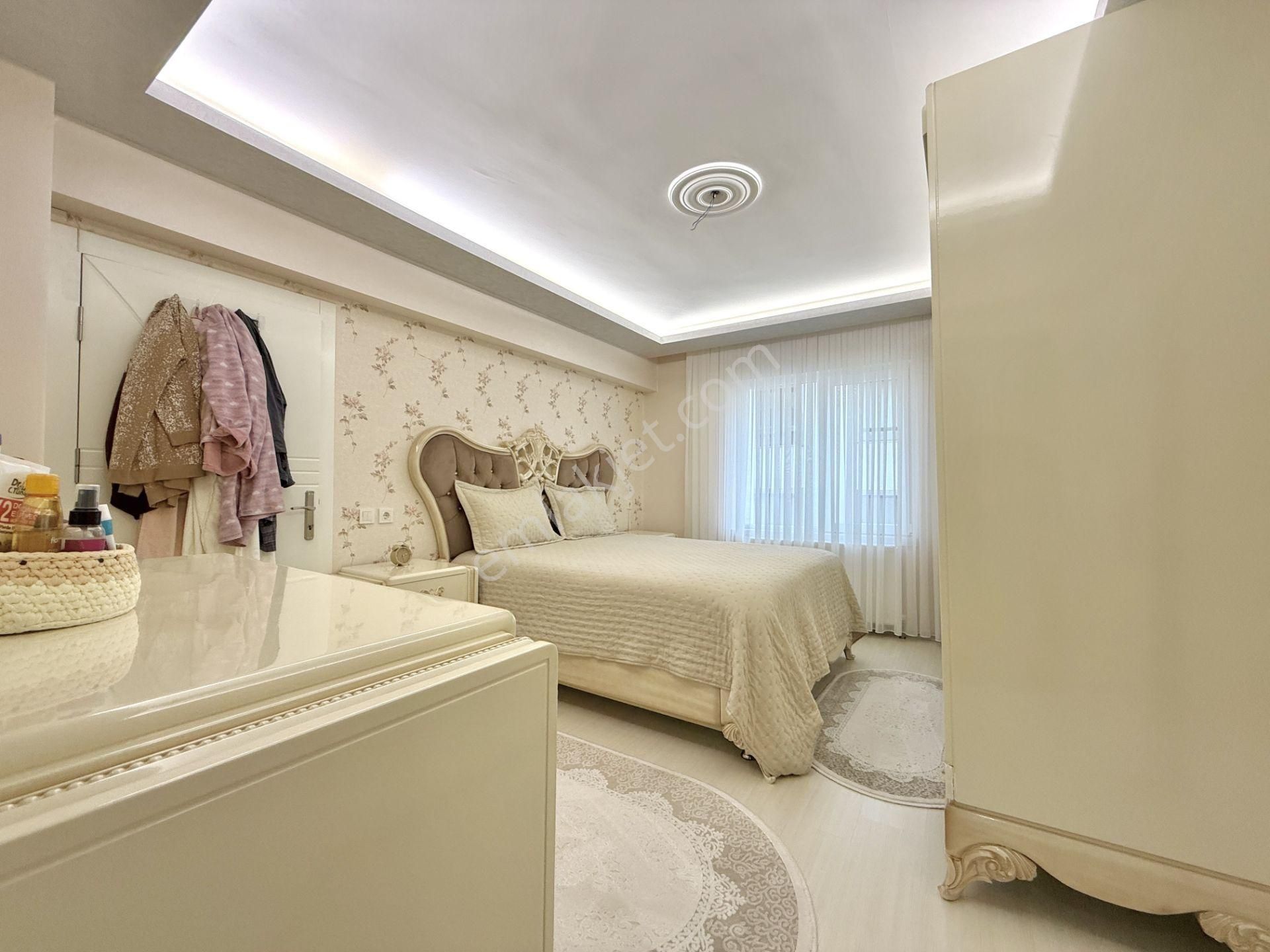 Kalecik Emlak'tan Asansörlü Yeni Bina, 2.kat Güney Full Yapılı 160m² 4+1 - Görsel 21