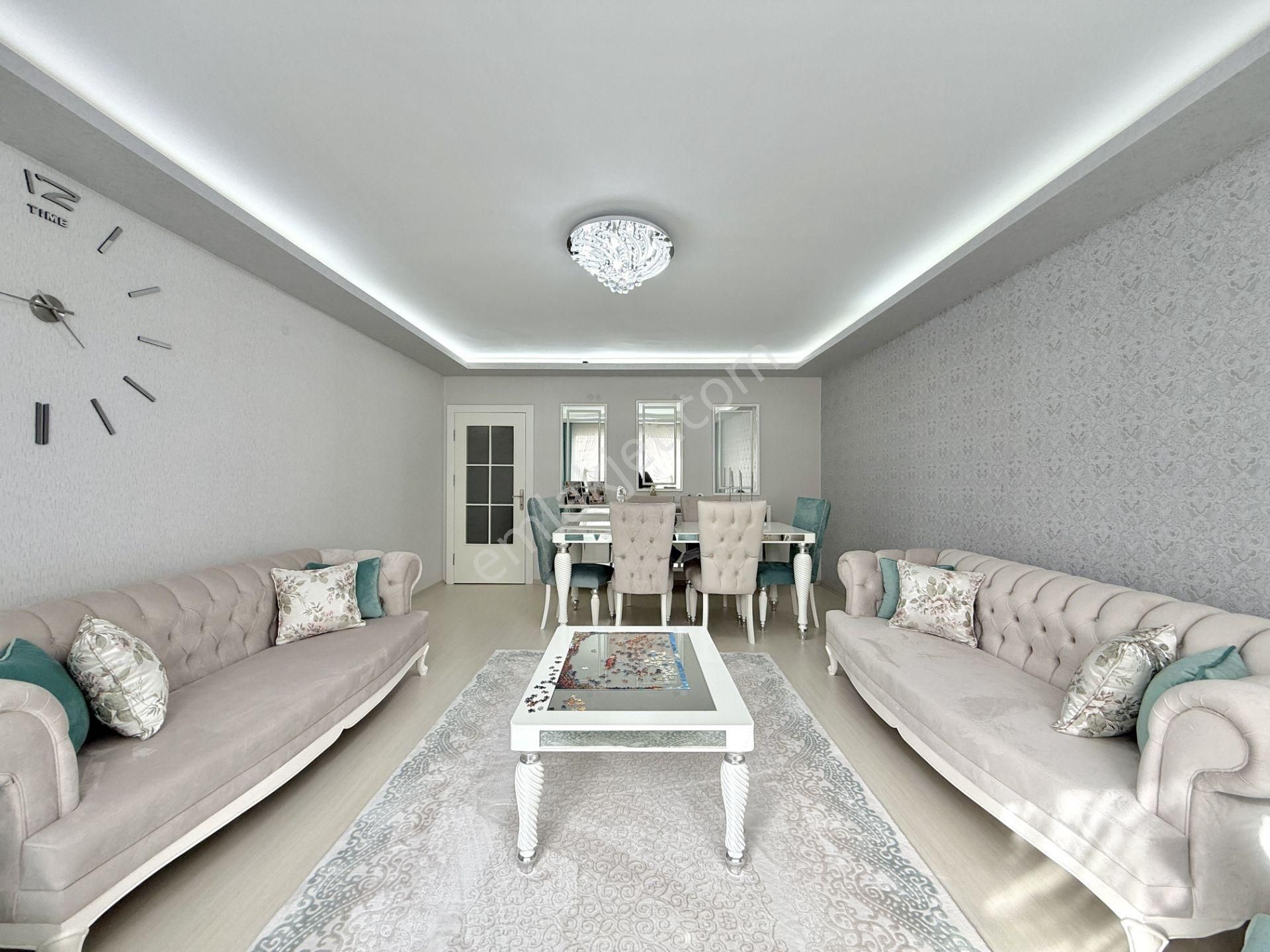 Kalecik Emlak'tan Asansörlü Yeni Bina, 2.kat Güney Full Yapılı 160m² 4+1 - Görsel 9