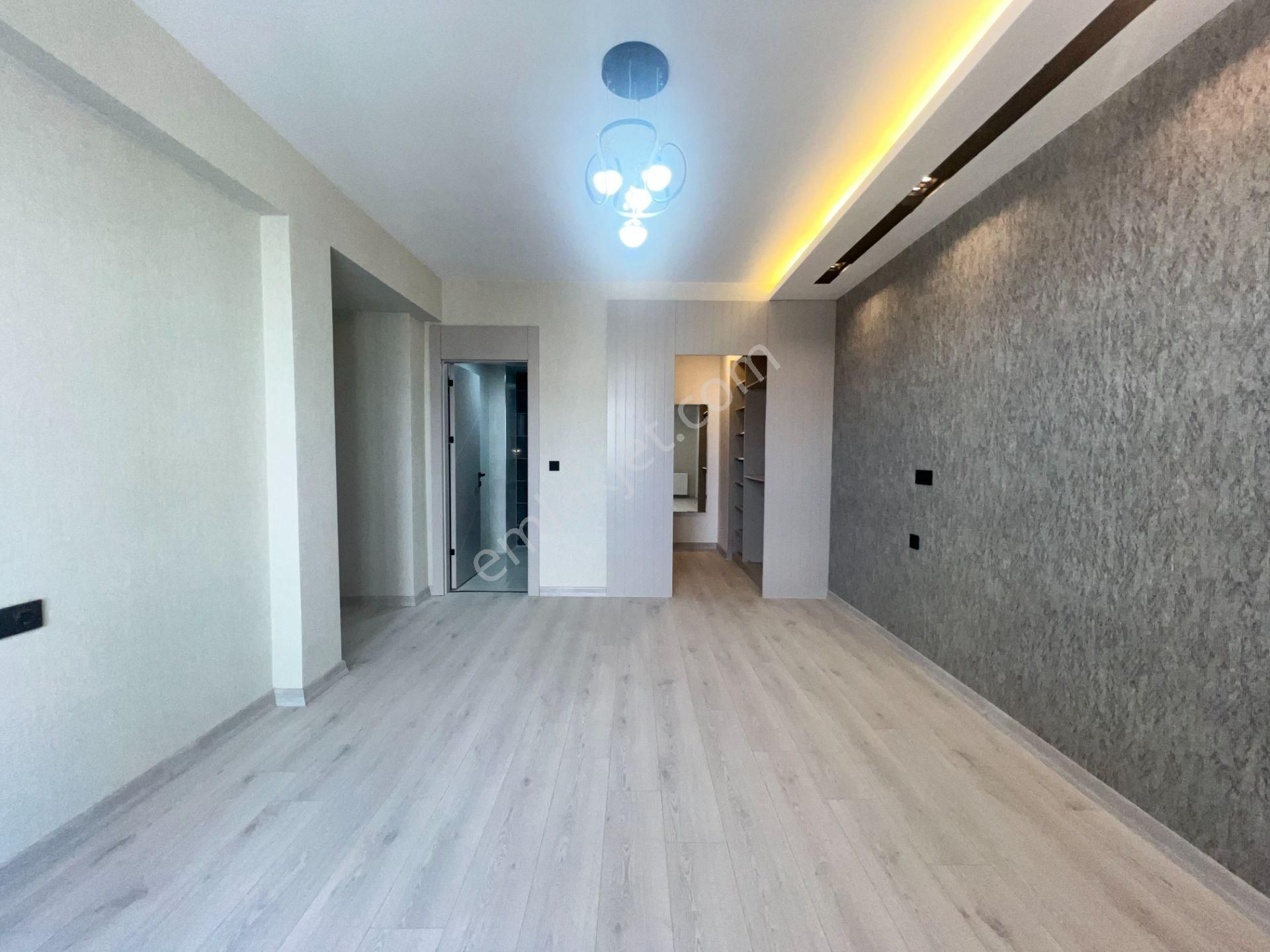 Pursaklar Ufuk Kılıç Emlak'tan Bulvarda 4+1 Ultra Lüx 4. Kat Site Dairesi - Görsel 18