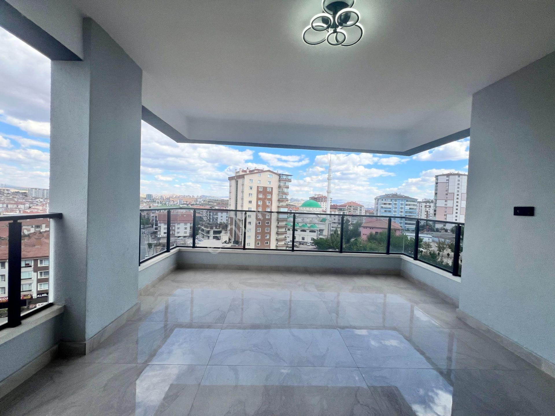 Pursaklar Ufuk Kılıç Emlak'tan Bulvarda 4+1 Ultra Lüx 4. Kat Site Dairesi - Görsel 5