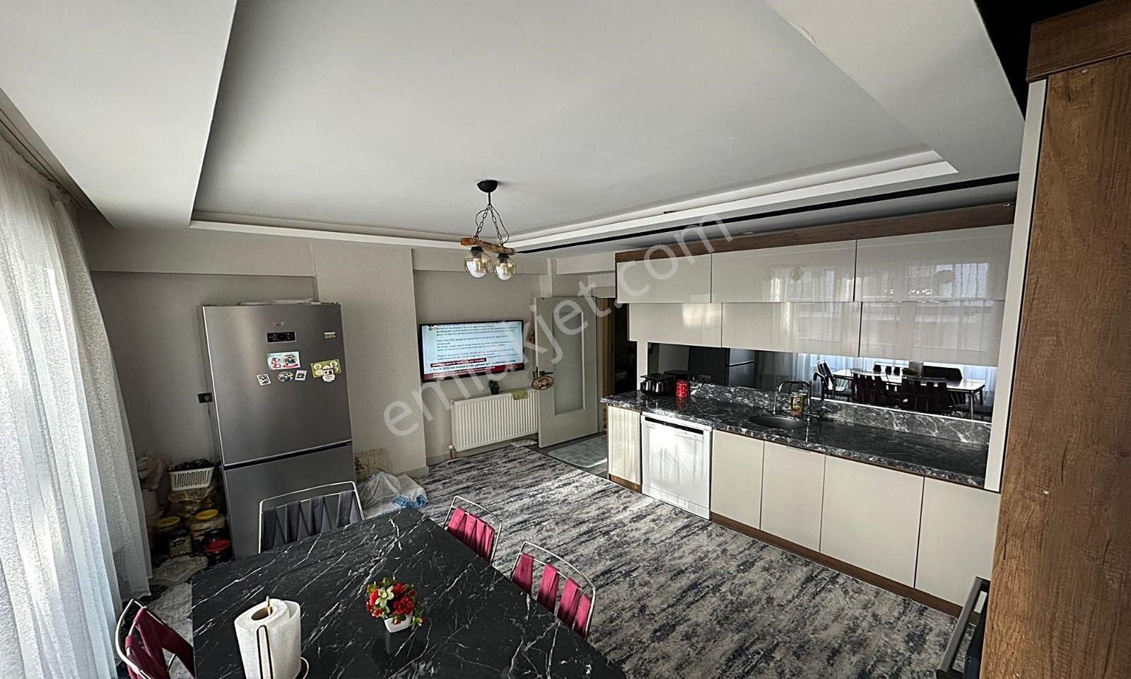 Karakaya'da Lüks Yapılı 3+1 Yeni Binada Merkezi Lakosyonda Fırsat Daire - Görsel 4