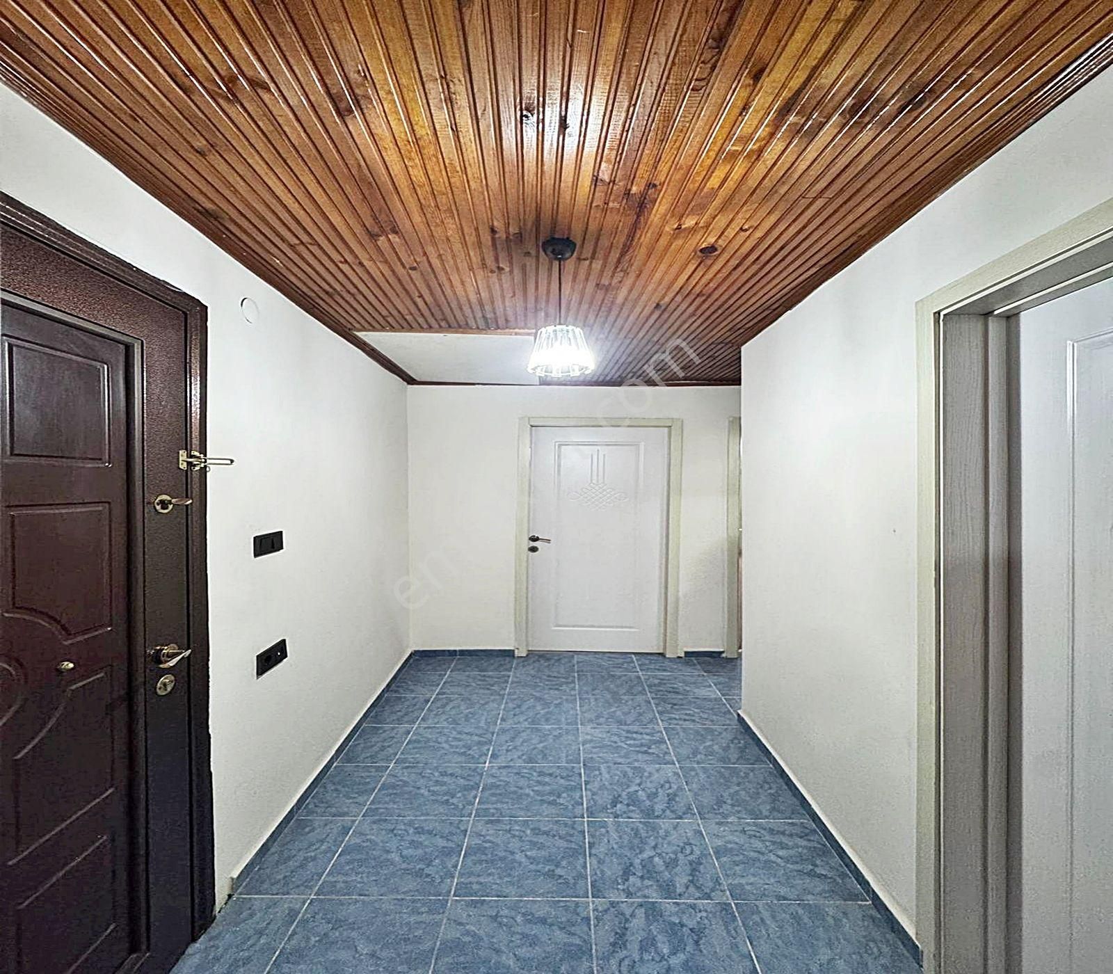 Güzelyurt Metrobüse Yürüme Mesafesinde Marmarapark Avm Nin Altında Teraslı Masrafsız Kiralık Daire - Görsel 12