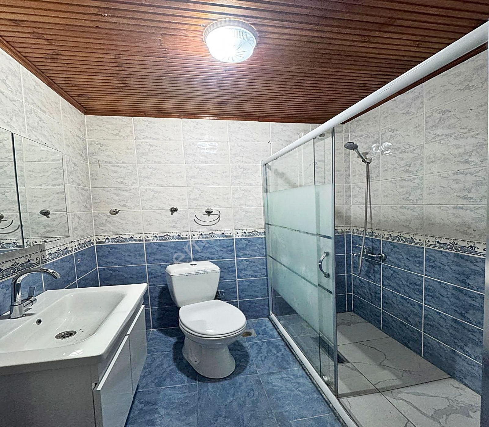 Güzelyurt Metrobüse Yürüme Mesafesinde Marmarapark Avm Nin Altında Teraslı Masrafsız Kiralık Daire - Görsel 14