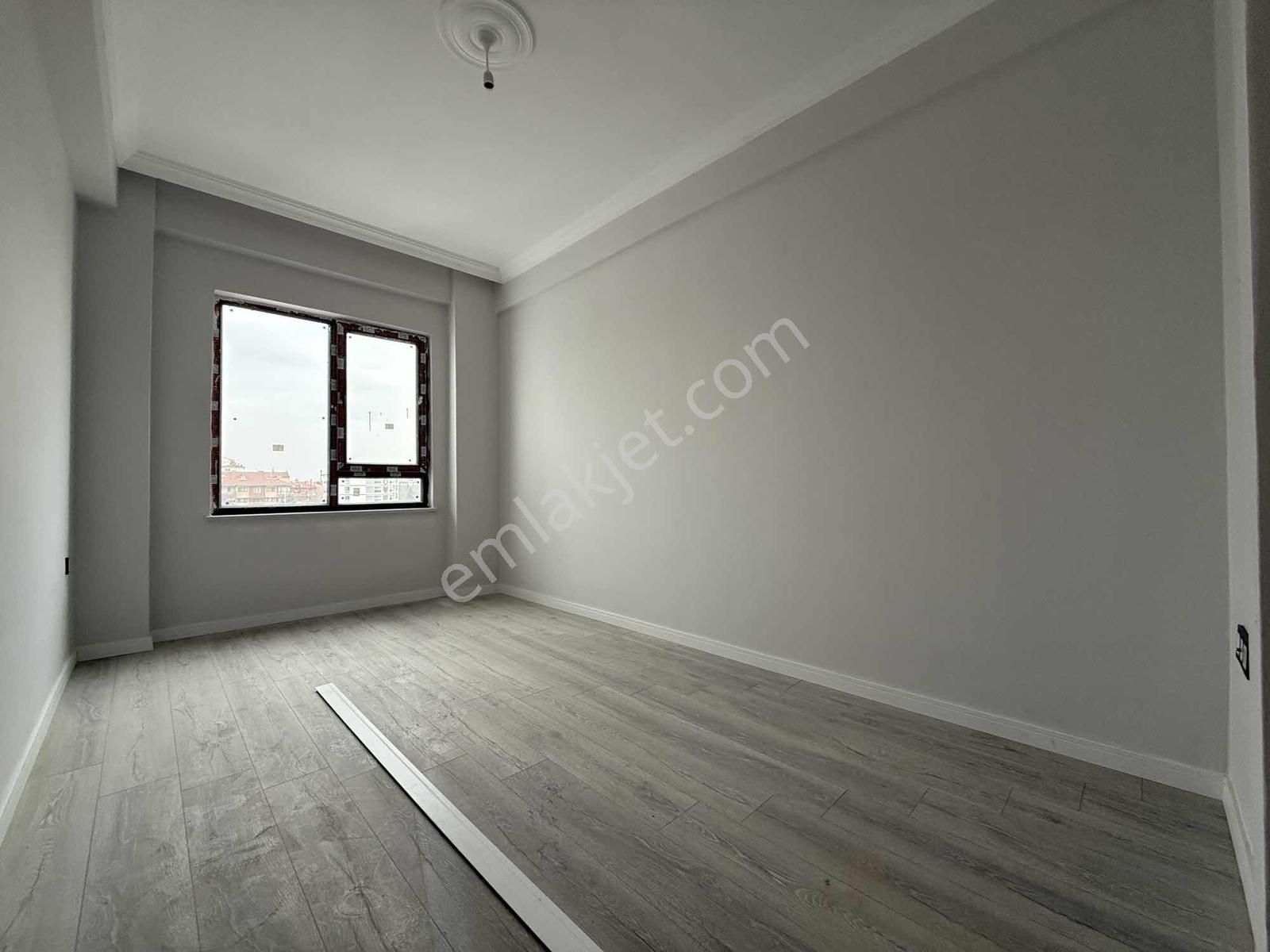 Vadişehir Sınırında 3+1 140m2 Cadde Üzeri Kiralık Daire - Görsel 23