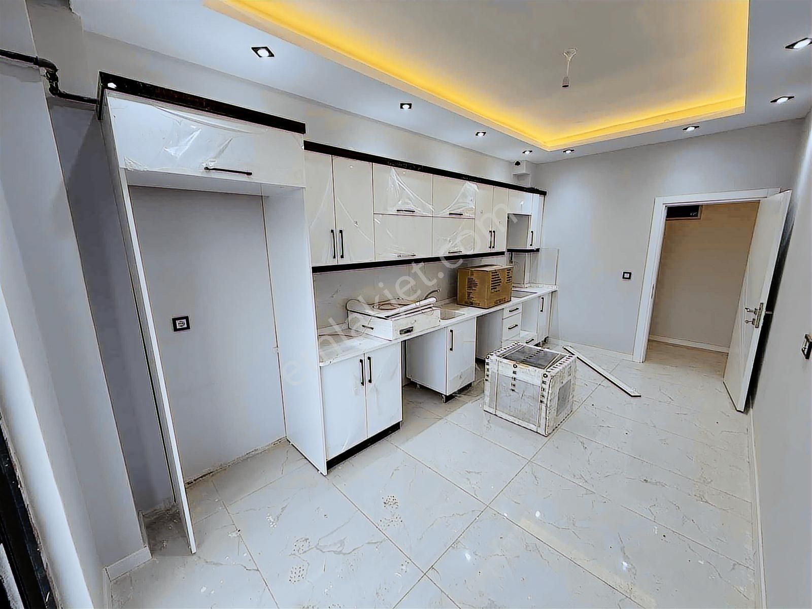 Vadişehir Sınırında 3+1 140m2 Cadde Üzeri Kiralık Daire - Görsel 4