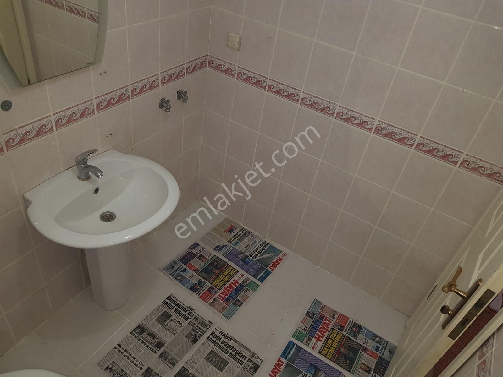 Süleyman Çelebi Lisesi'nin Bitişiğinde Kiralık 3,5+1 Daire - Görsel 4