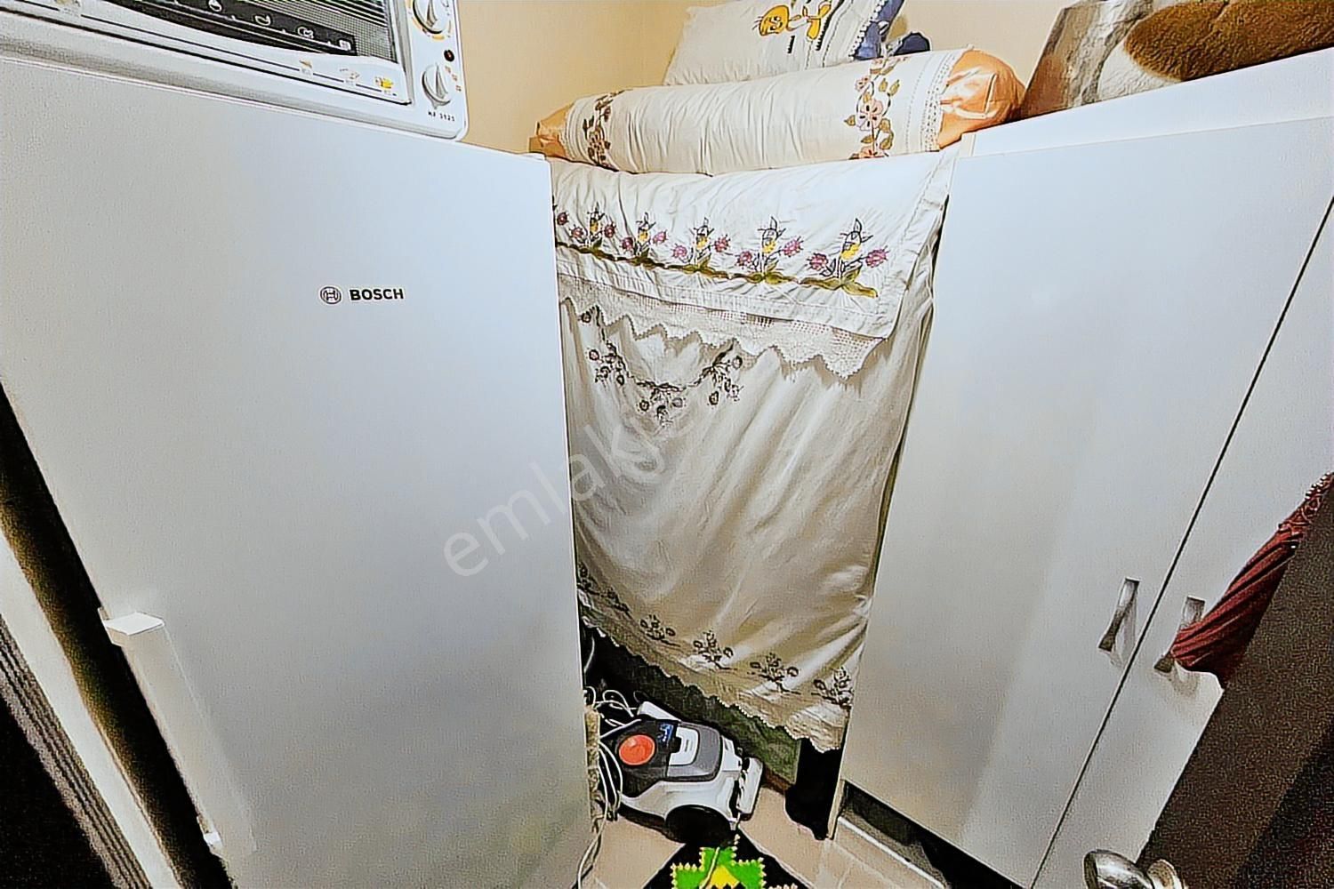 Karşıyaka'da 3.5+1 Ara Katta Ebeveyn Banyolu Kök Tapulu Daire - Görsel 20