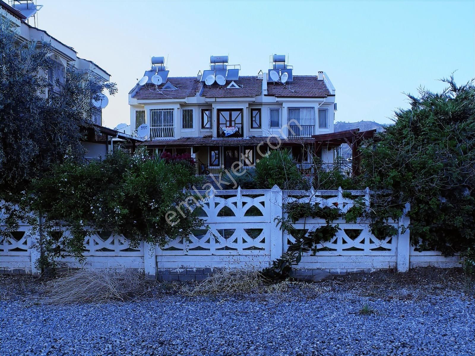 Fethiye Çalış'ta Bitişik Nizam 4+1 Bahçeli Villa - Görsel 11