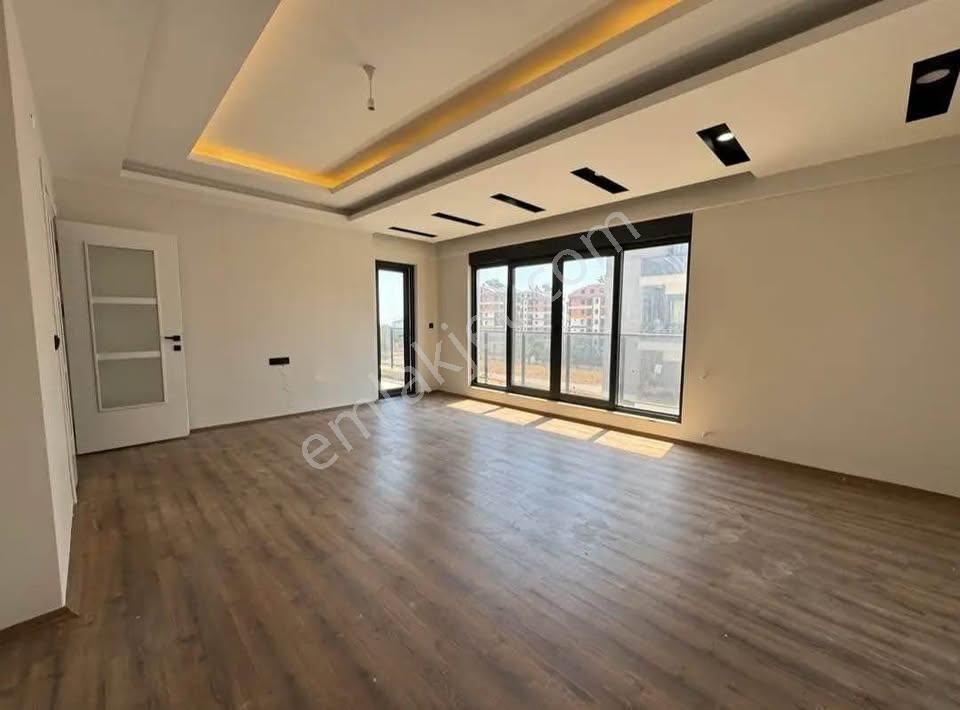 Metrobüse Komşu Aileniz İle Kalacağınız 2+1 Sıfır Dairemiz.. - Görsel 2