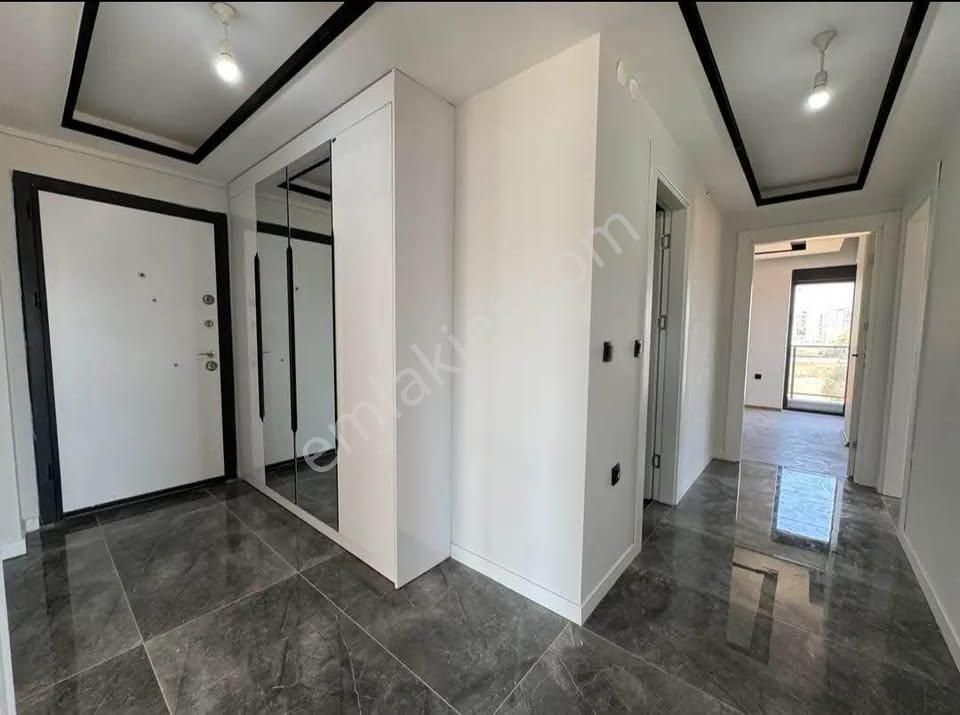 Metrobüse Komşu Aileniz İle Kalacağınız 2+1 Sıfır Dairemiz.. - Görsel 8