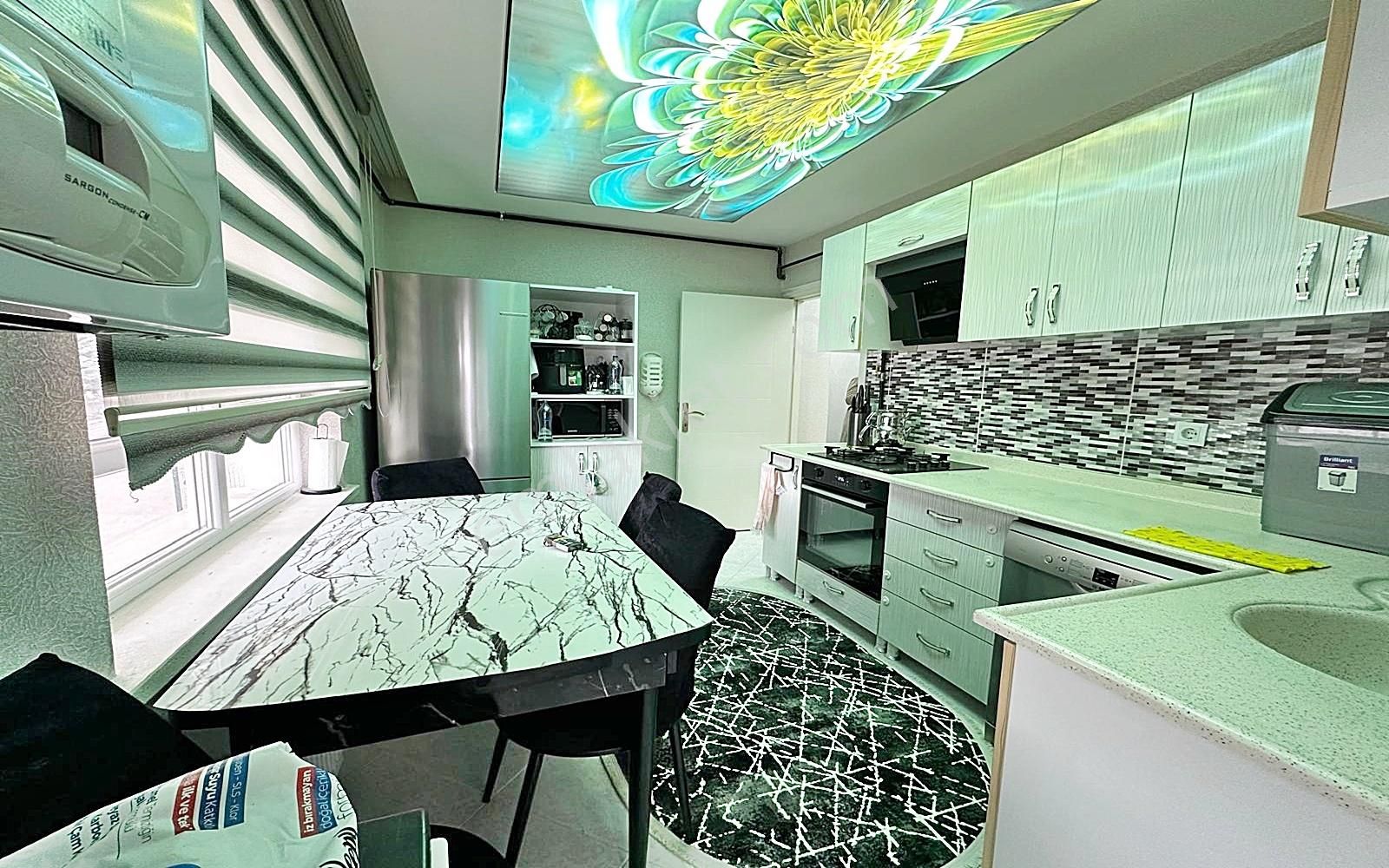 Hisar'da 3+1 Katta Ön Cepheli Cadde Yakını Lüks Yapılı Daire - Görsel 13