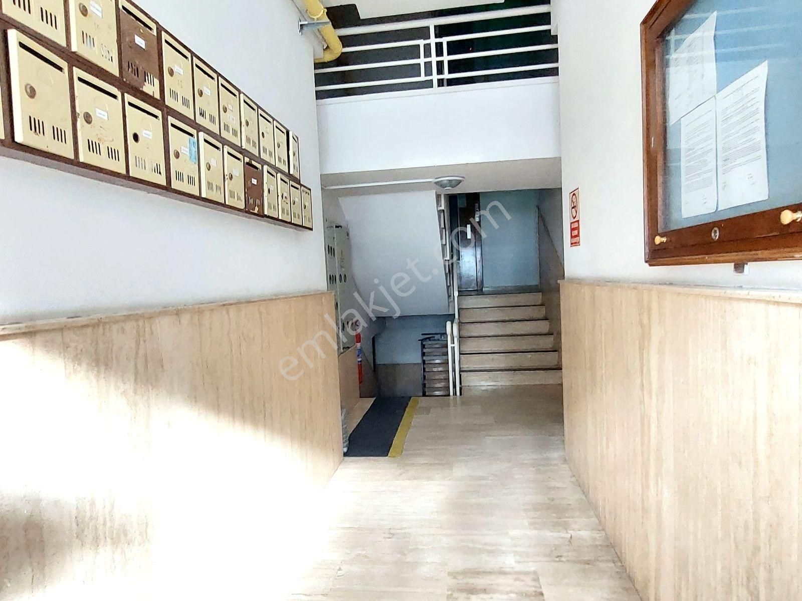 Doğalgazlı - Kapalı Mutfak -merkeze Yakın Geniş 3+1 Daire - Görsel 8