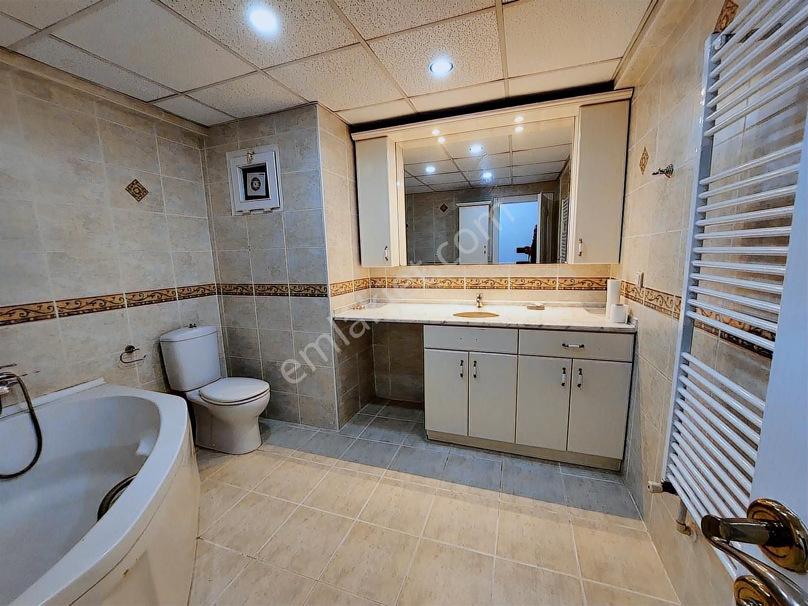 Doğalgazlı - Kapalı Mutfak -merkeze Yakın Geniş 3+1 Daire - Görsel 11