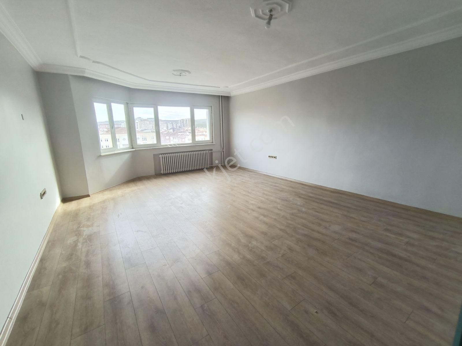 Atatürk Bulvarı Üzeri Kiralık Ultra Lüx Daire - Görsel 10