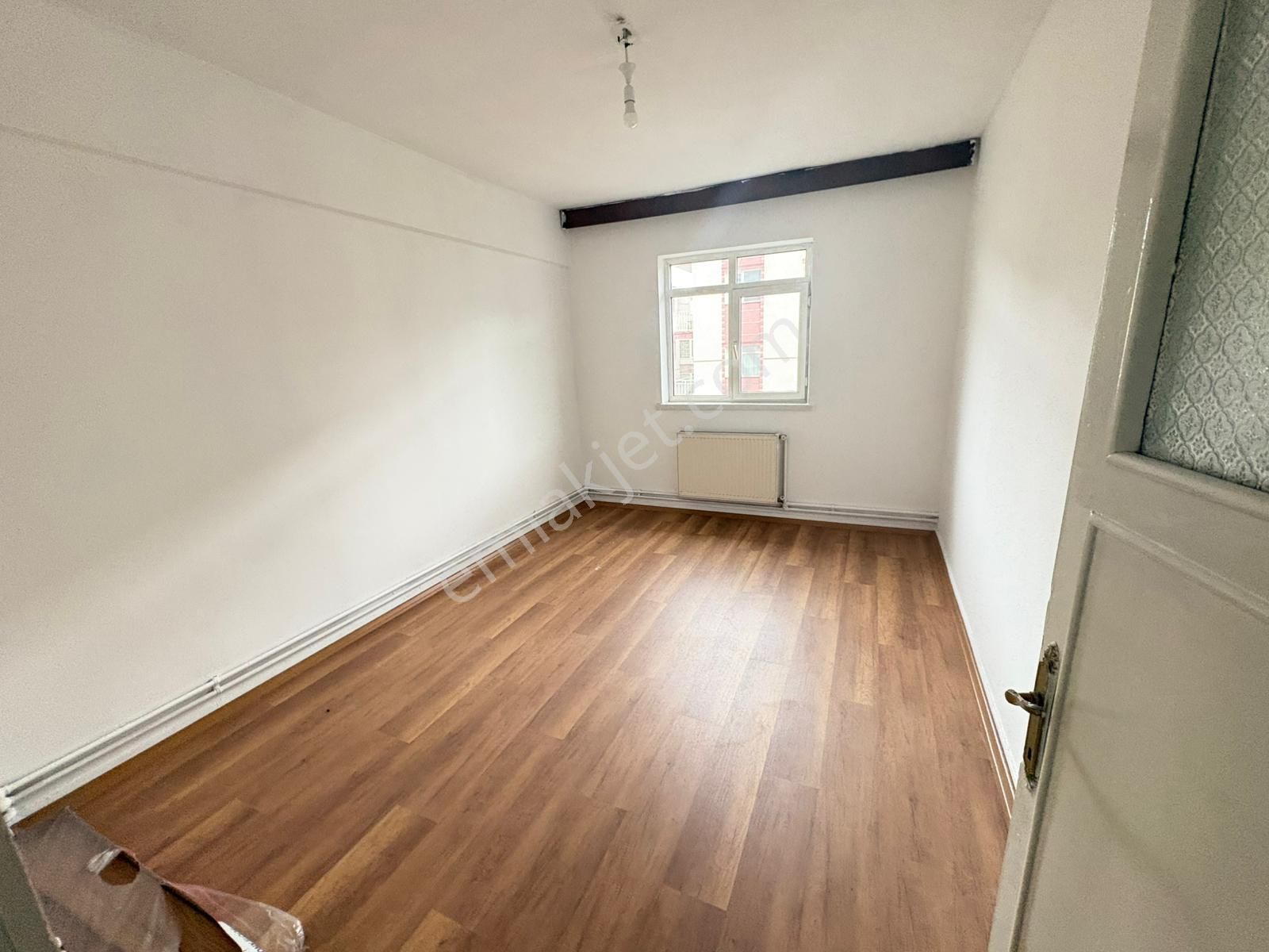 Göraldan 3+1 Geniş Metrajlı 3. Kat Ön Cephe Anadolu Bulvarı Yanı - Görsel 13