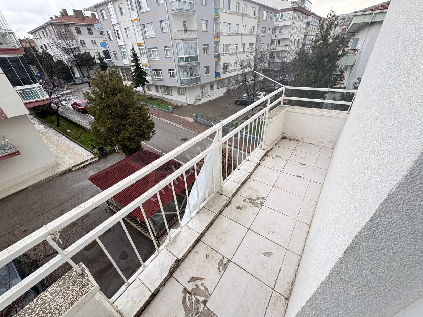 Göraldan 3+1 Geniş Metrajlı 3. Kat Ön Cephe Anadolu Bulvarı Yanı - Görsel 22