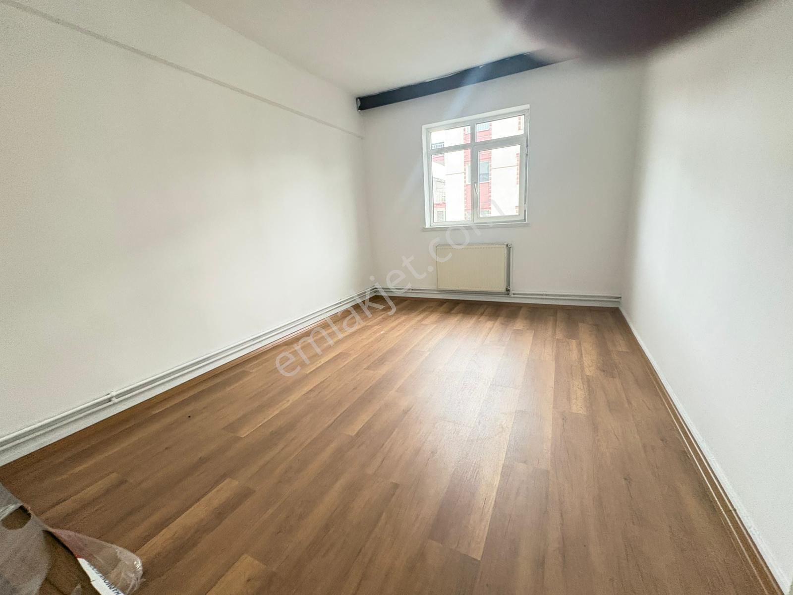 Göraldan 3+1 Geniş Metrajlı 3. Kat Ön Cephe Anadolu Bulvarı Yanı - Görsel 7