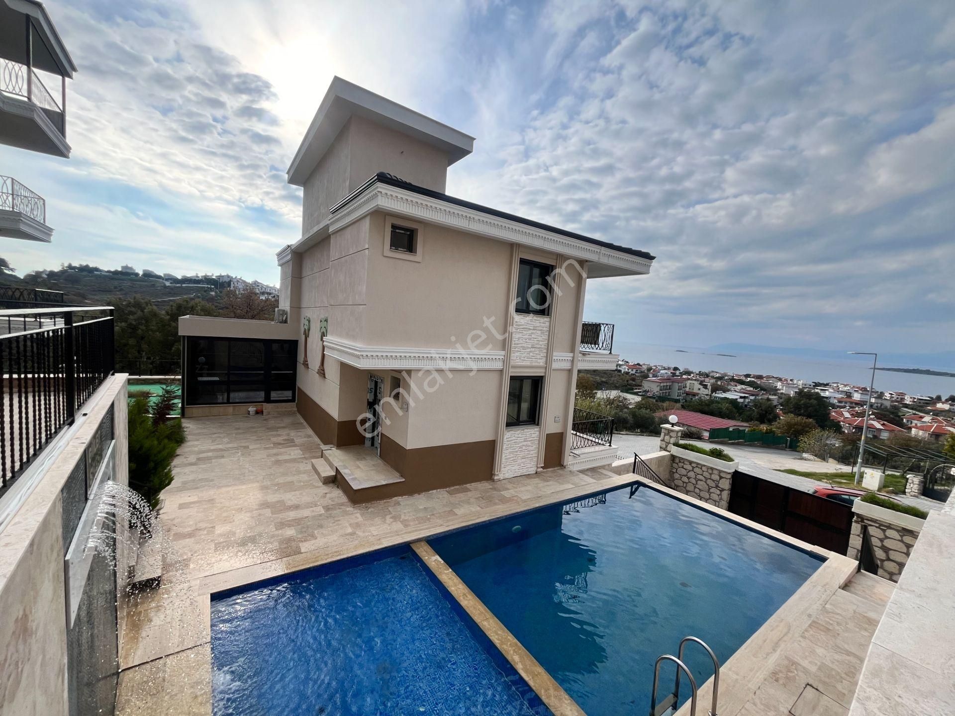 Seferihisar Akarca’da Deniz Manzaralı, Havuzlu Sitede Sıfır 3+1 Villalar - Görsel 6