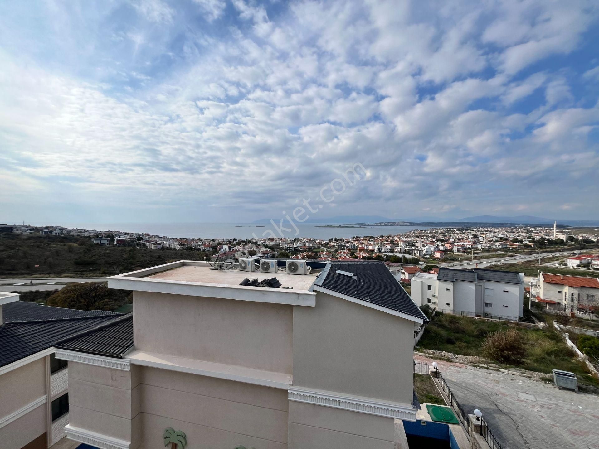 Seferihisar Akarca’da Deniz Manzaralı, Havuzlu Sitede Sıfır 3+1 Villalar - Görsel 30