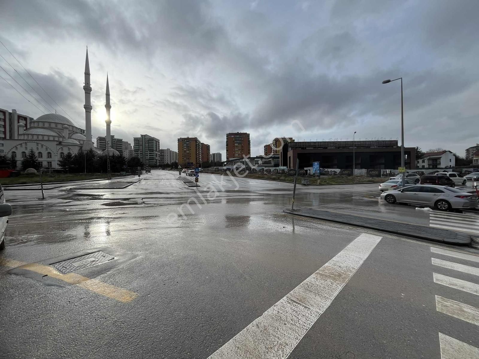 Turyap'tan Yaşamkent'te Sıfır Eşyalı Herşey Dahil Balkonlu 1+1 - Görsel 14