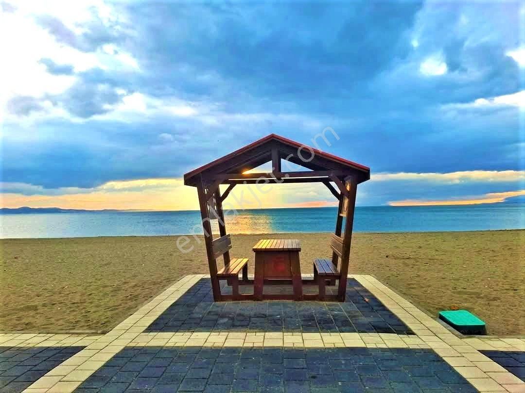 🛑🛑aktif'ten Akçay'da Satılık Denize 200 Mt Full Kredili Ayrı Mutfak Ön Cephe Geniş 2+1 Daire