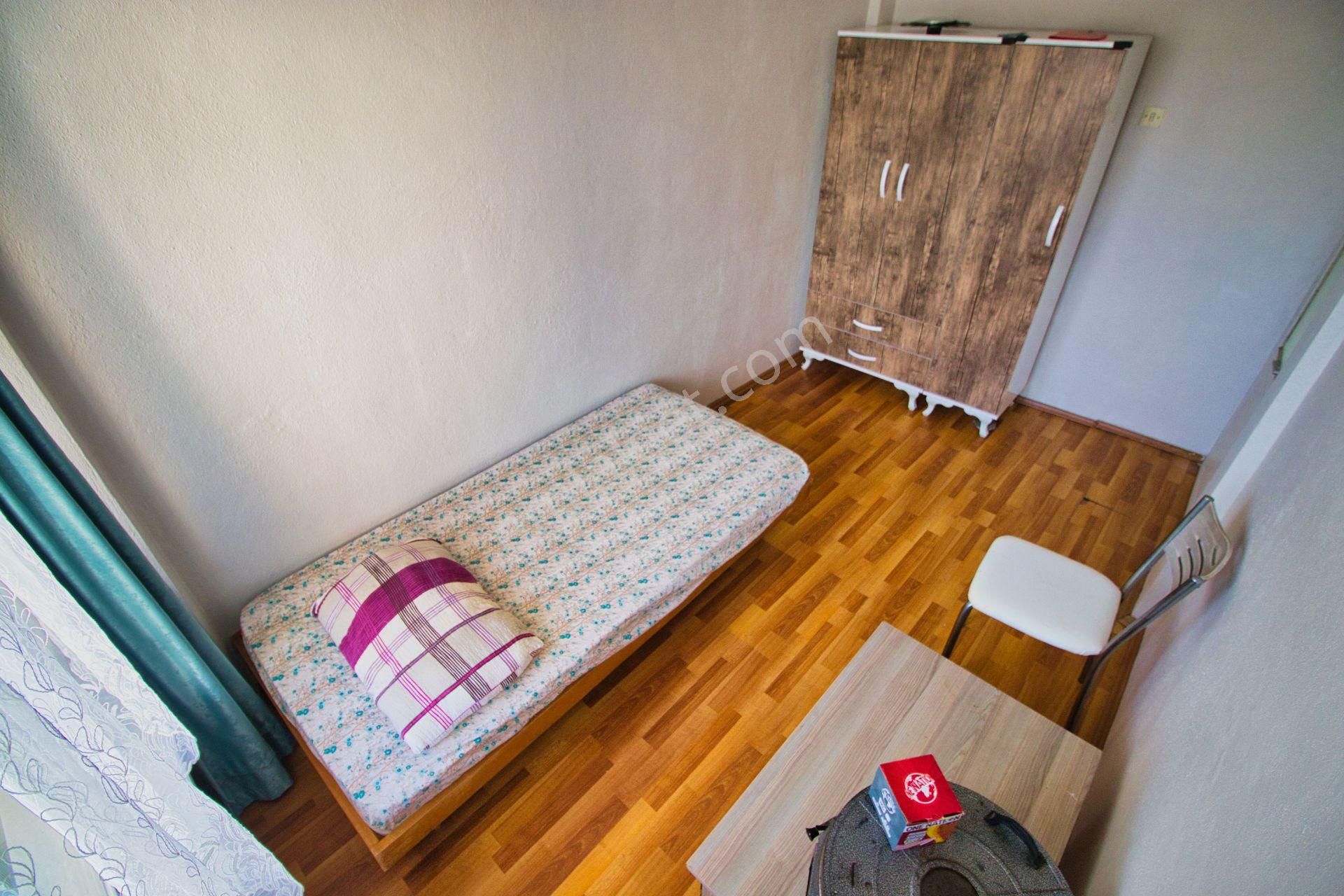 🟣🟣aktiften Akçay'da Arakatın Huzuru Çift Balkonun Keyfi;merkezi Konumda Denize 100m 2+1 Daire - Görsel 21