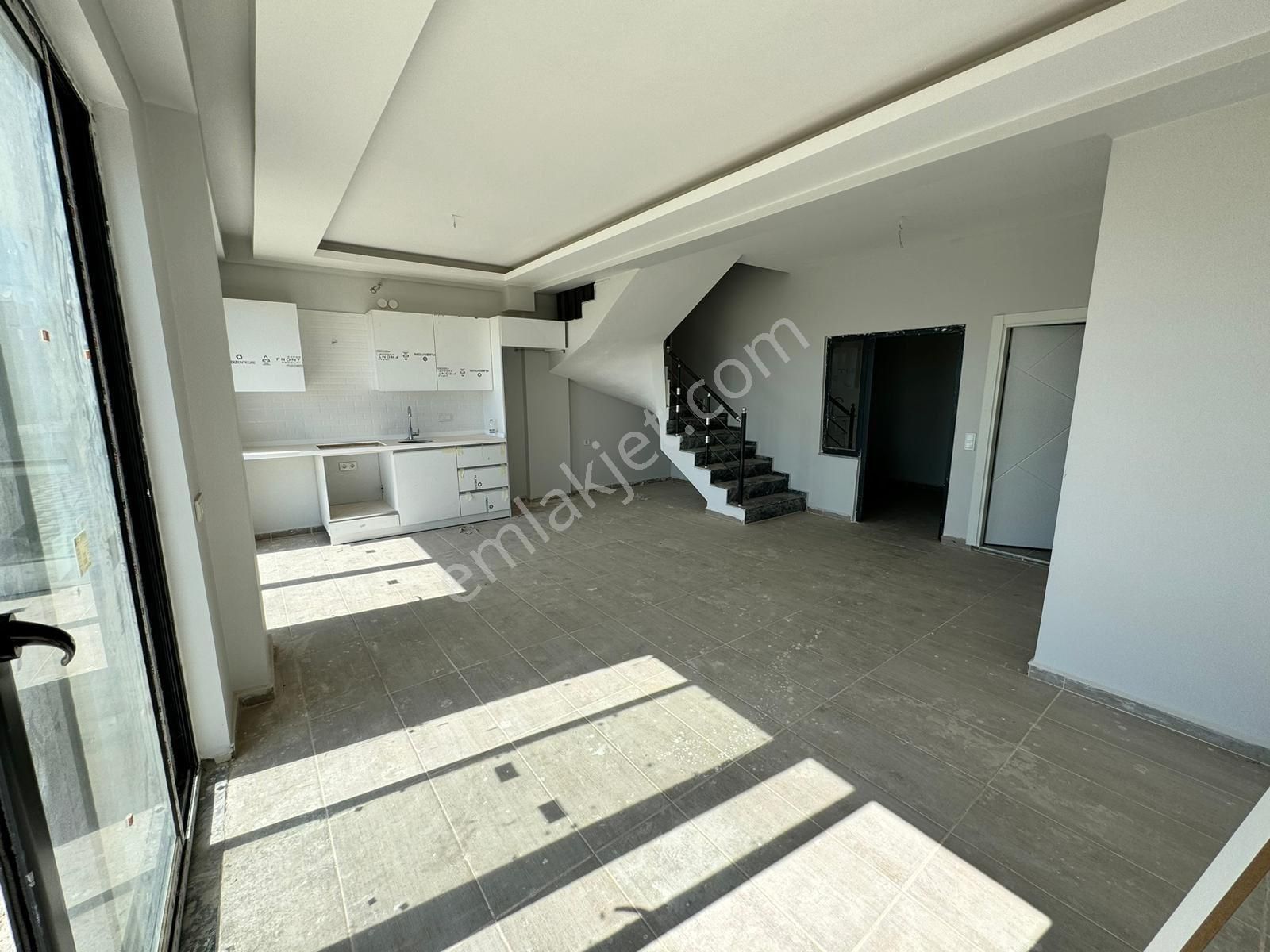 Didim Akbük Mah. Deniz Manzaralı Merkezi Konum Havuzlu Lüks Site İçerisinde Dublex - Görsel 7