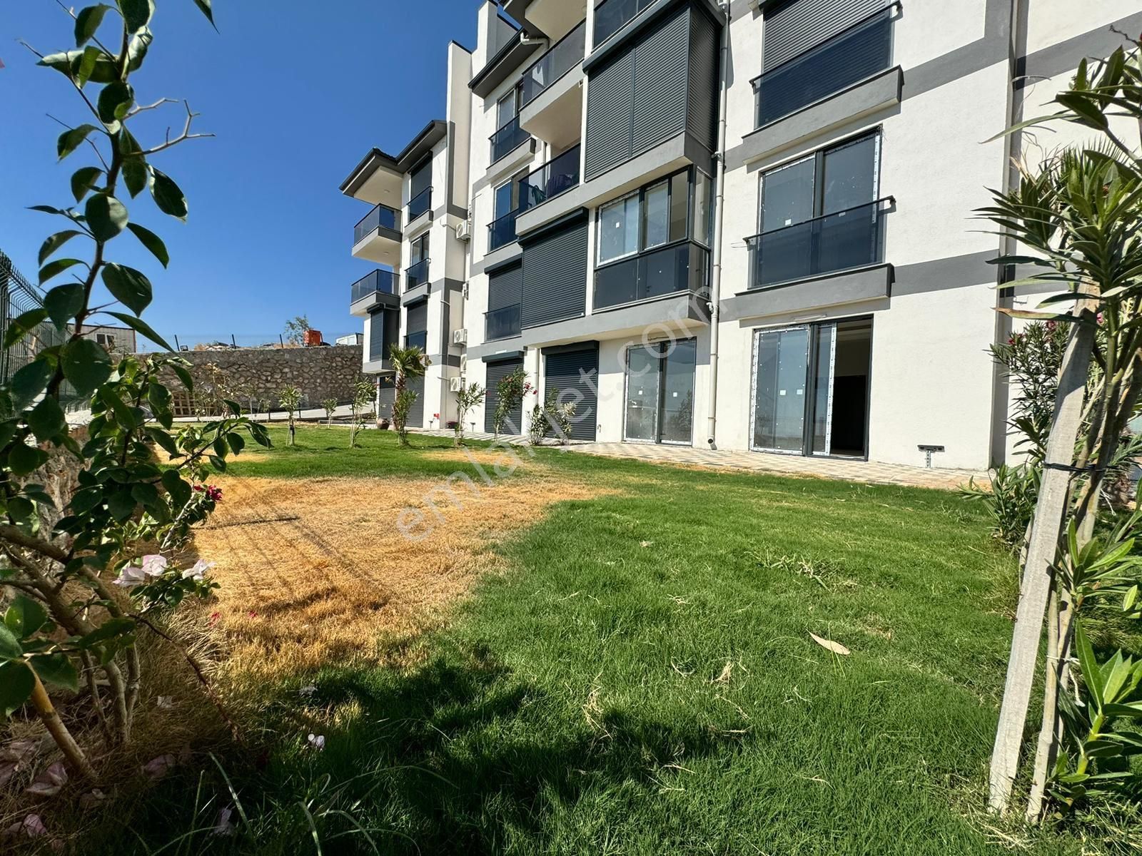 Didim Akbük Mah. Deniz Manzaralı Merkezi Konum Havuzlu Lüks Site İçerisinde Dublex - Görsel 2