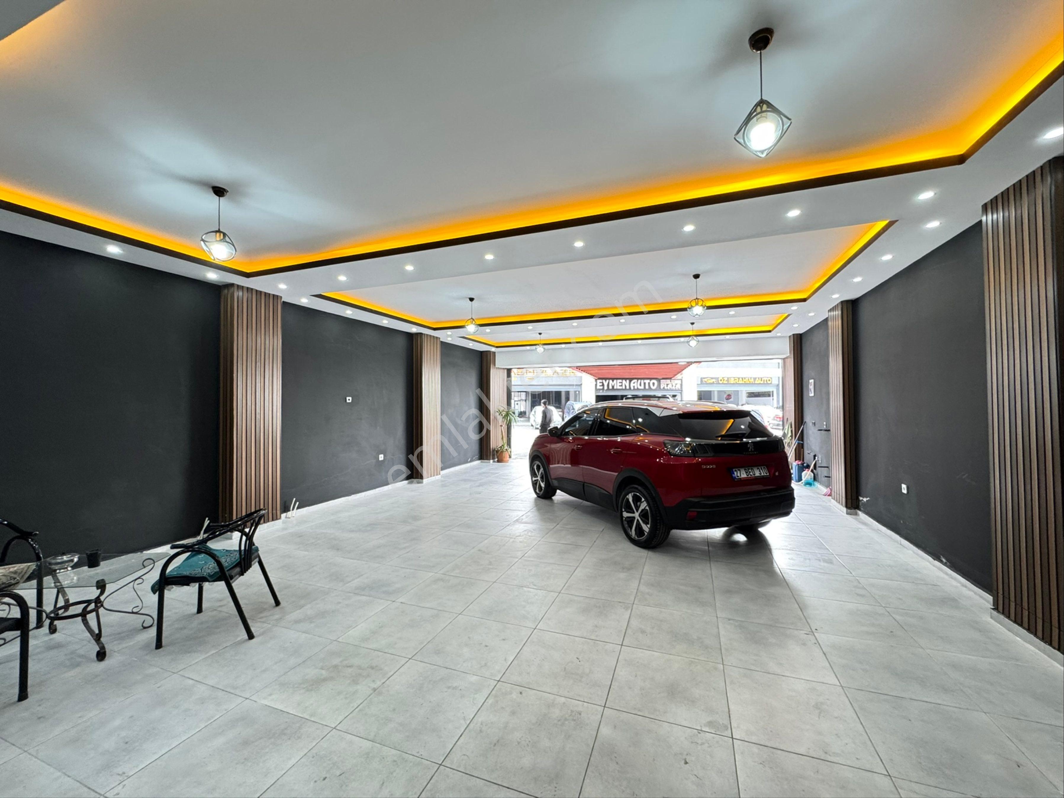 Fıstıklık Oto Center'de Satılık Ultra Lüks Yapılı Galeri Dükkanı - Görsel 10