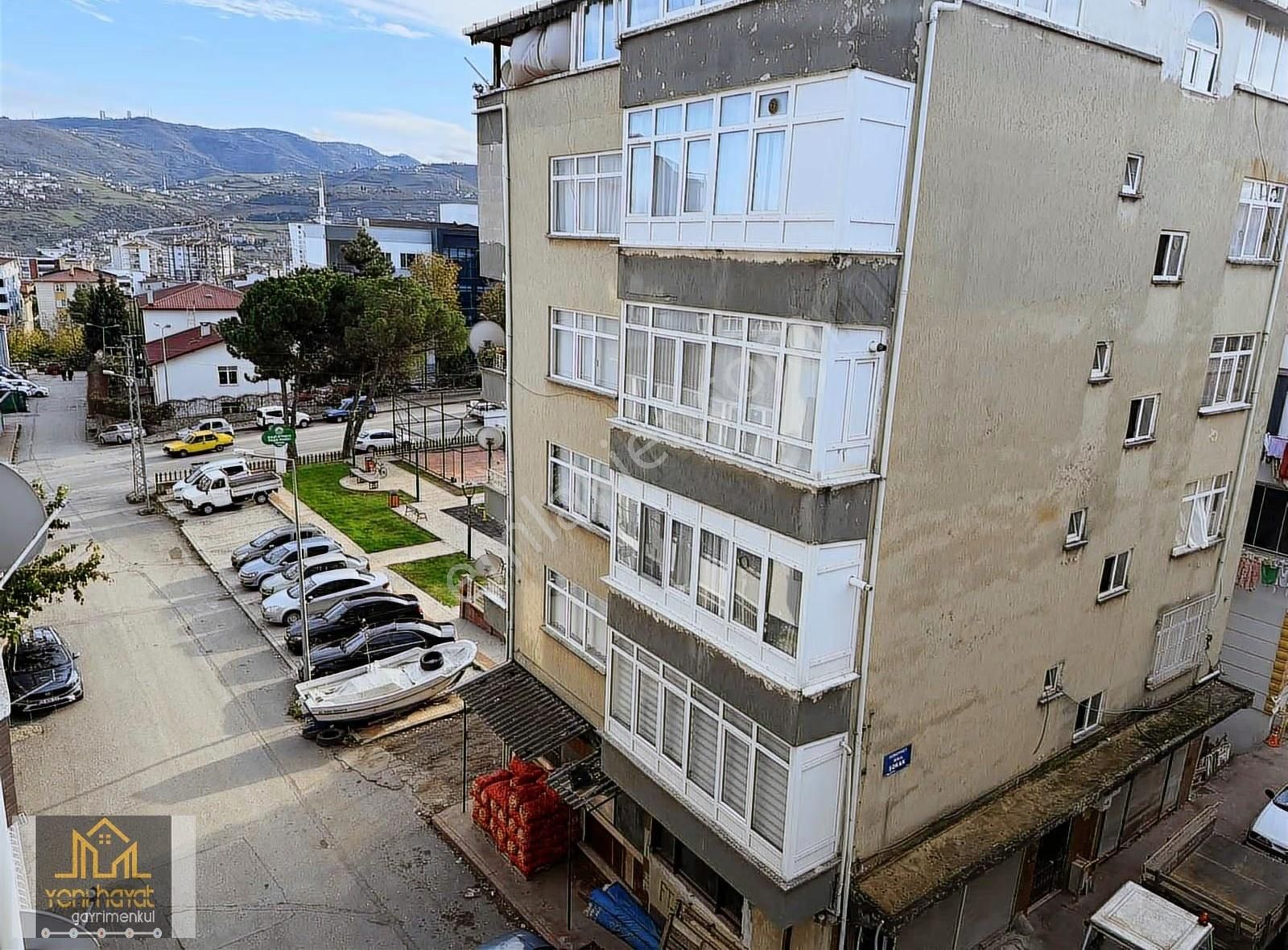 İlkadım Yaşardoğuda Caddeye Yakın Masrafsız Dubleks Daire - Görsel 9