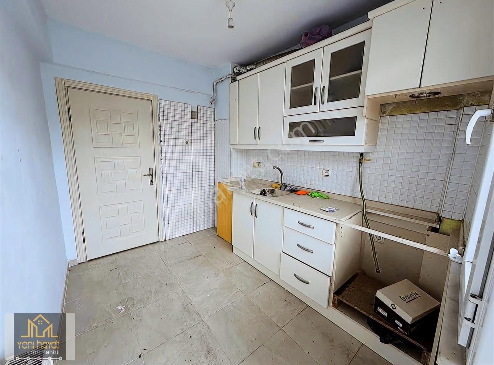 Zeytinlik Mahallesinde Kat Mülkiyetli Ara Kat 2+1 Satılık Daire - Görsel 8