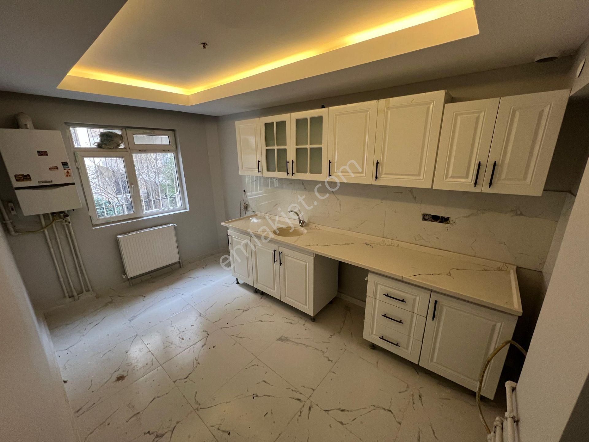 Ayvalı Gazze Caddesi Üzeri Antares Avm Yanı Lüks 2+1 Daire - Görsel 7