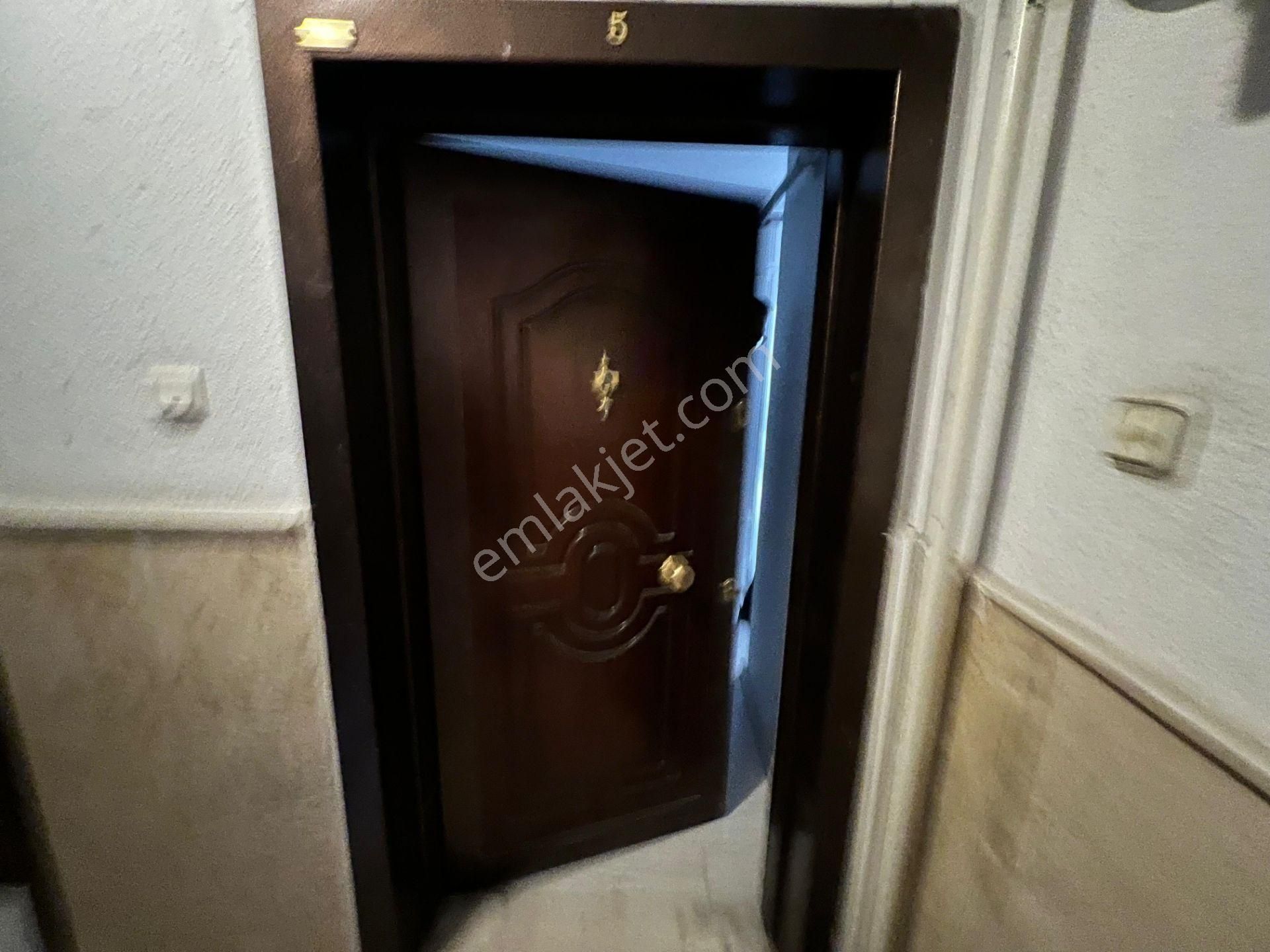 Ayvalı Gazze Caddesi Üzeri Antares Avm Yanı Lüks 2+1 Daire