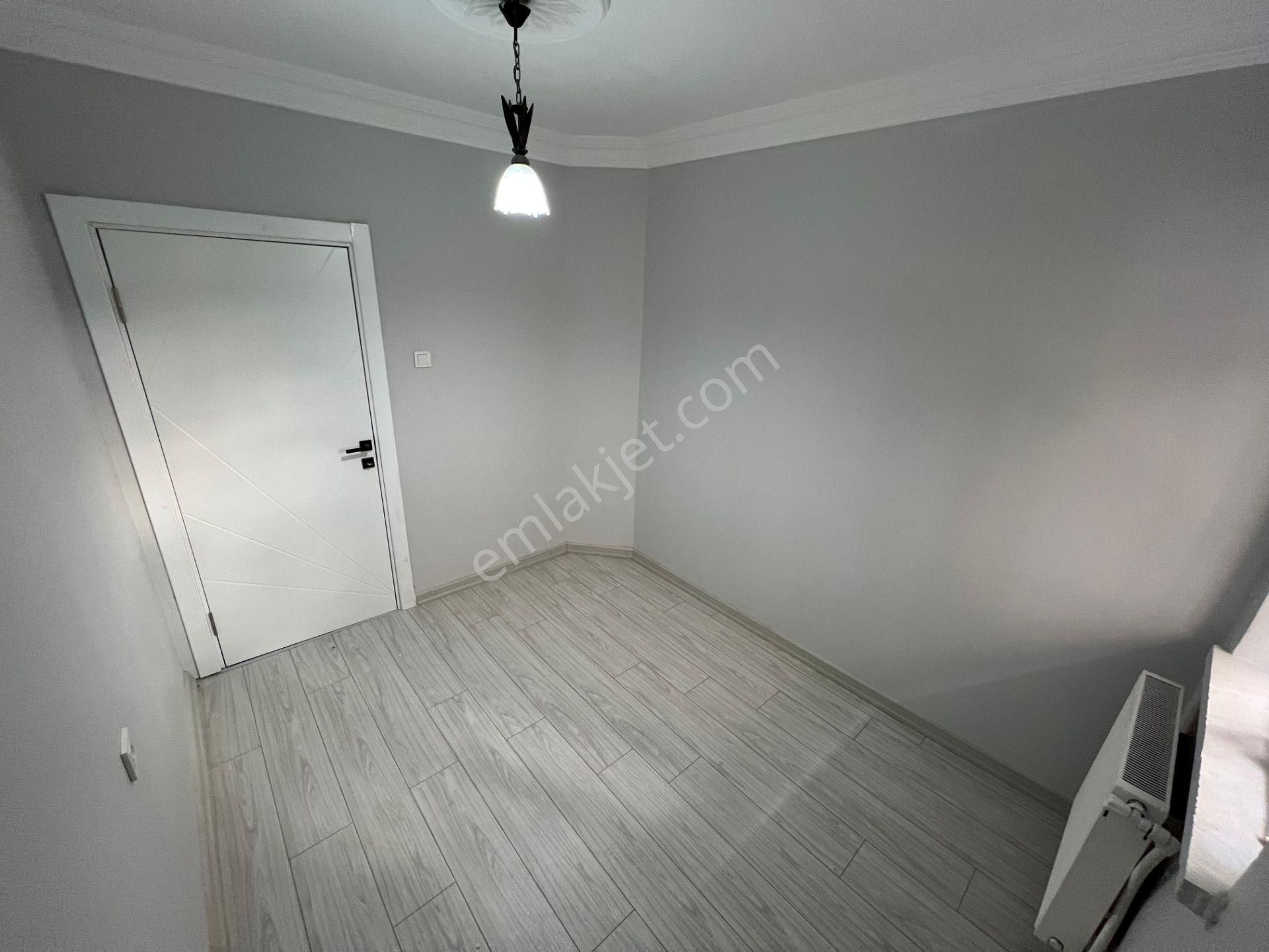 Ayvalı Gazze Caddesi Üzeri Antares Avm Yanı Lüks 2+1 Daire - Görsel 16