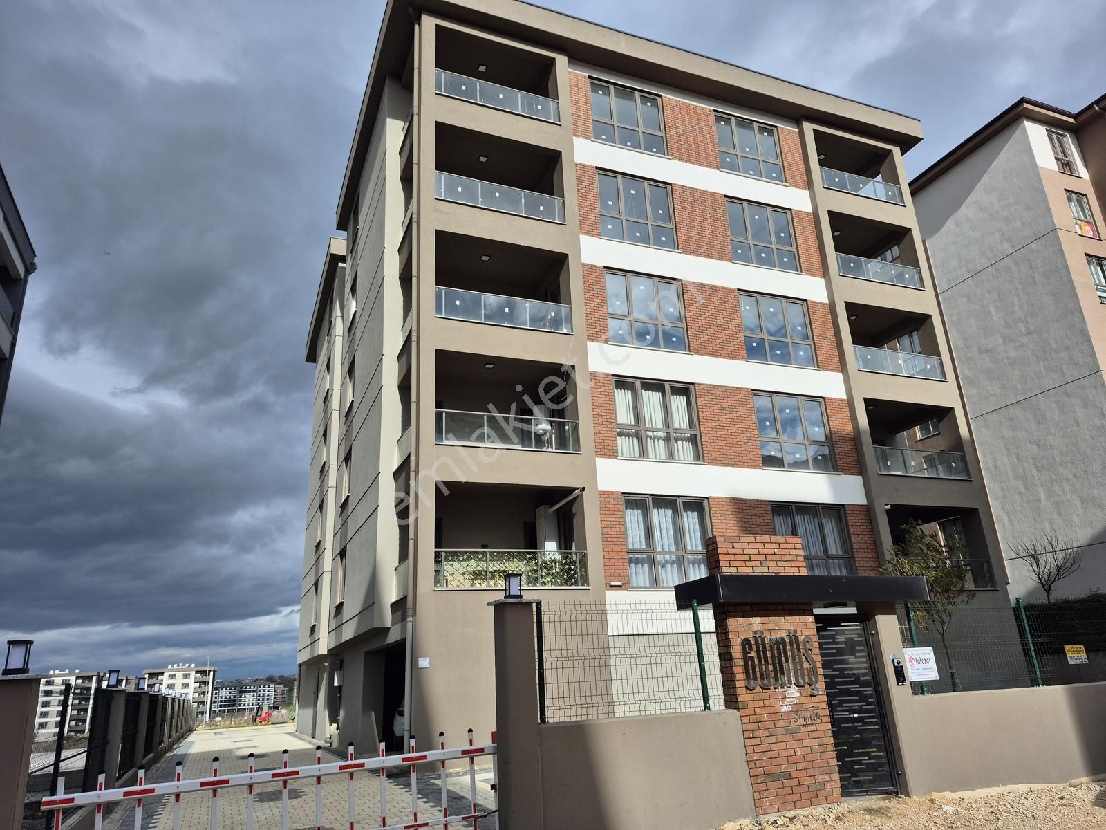 K2 Pera Bursa Kayapa 2+1 Sıfır Net 80 M2 Satılık Daire