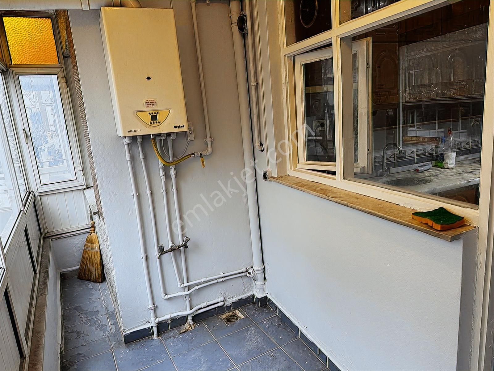 Fatih, Balipaşa'da | Otobüs & Metroya 3 Dk | Geniş 3 +1 Kiralık - Görsel 17