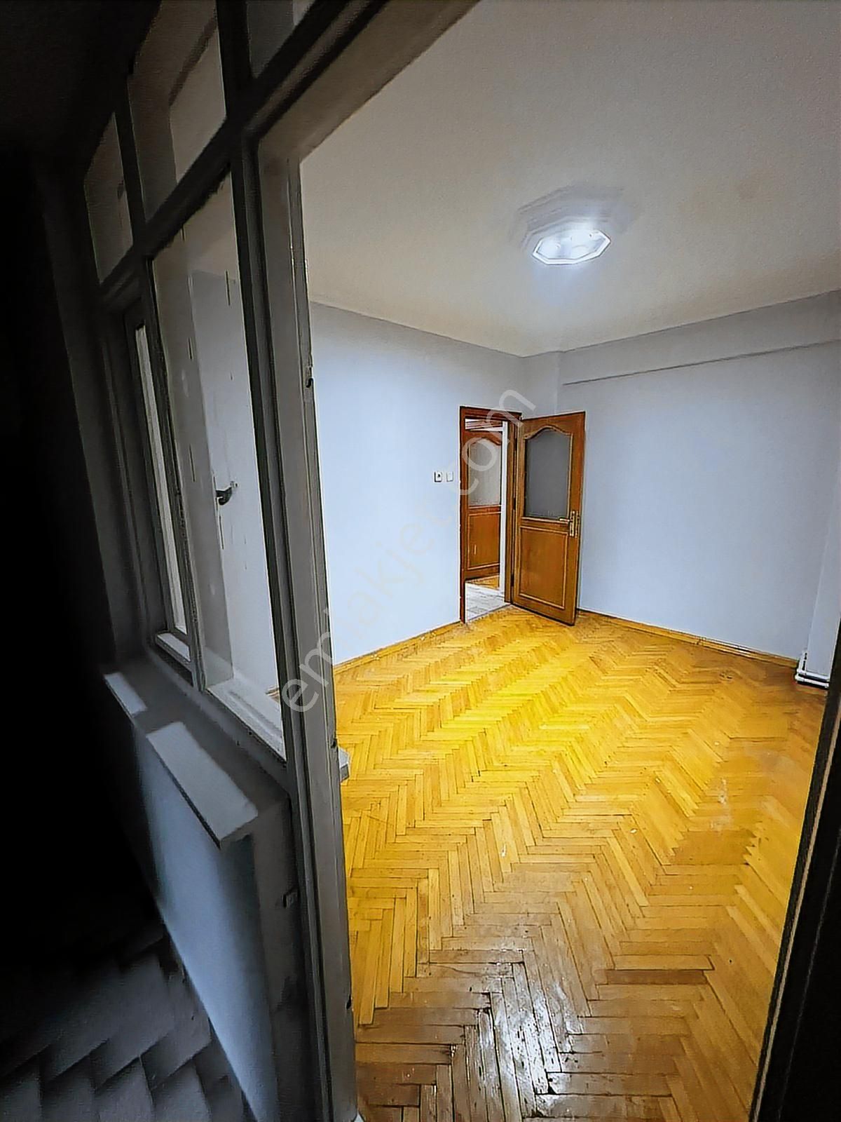 Fatih, Balipaşa'da | Otobüs & Metroya 3 Dk | Geniş 3 +1 Kiralık - Görsel 23