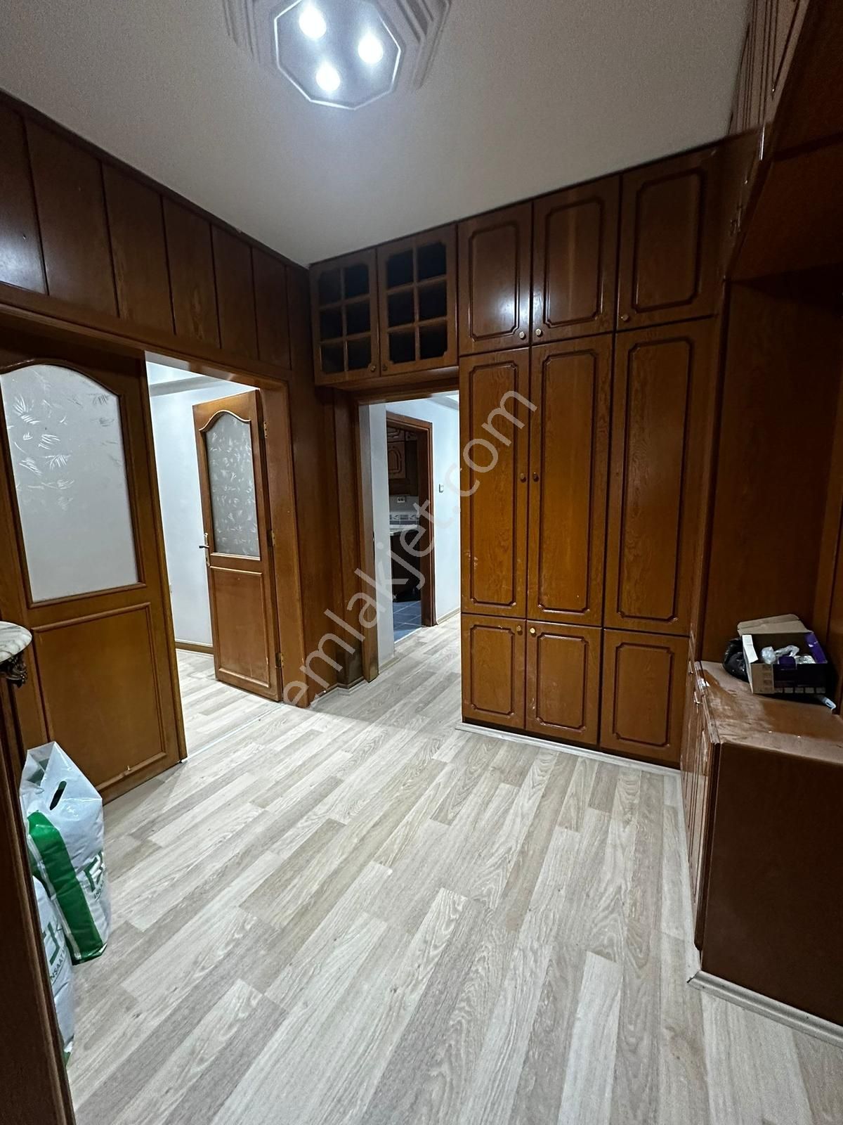 Fatih, Balipaşa'da | Otobüs & Metroya 3 Dk | Geniş 3 +1 Kiralık - Görsel 34